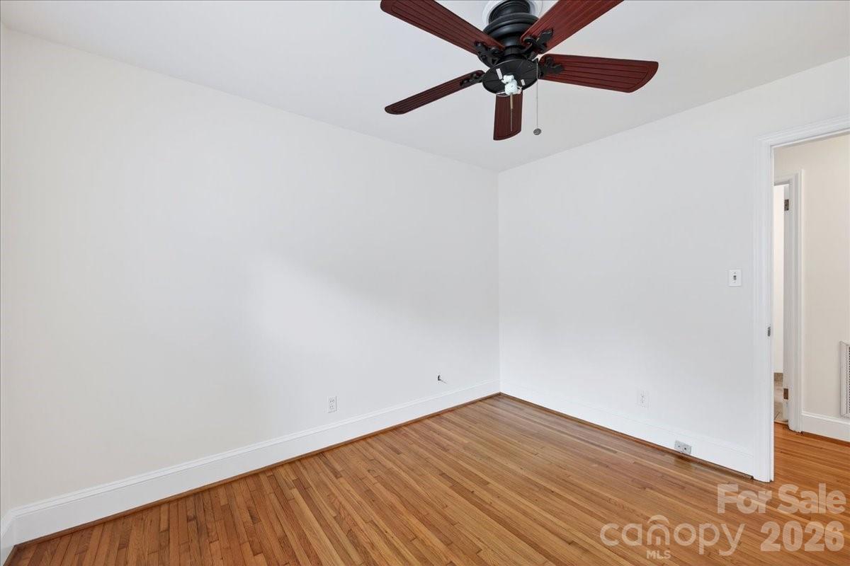 5413 Gwynne Avenue — Charlotte