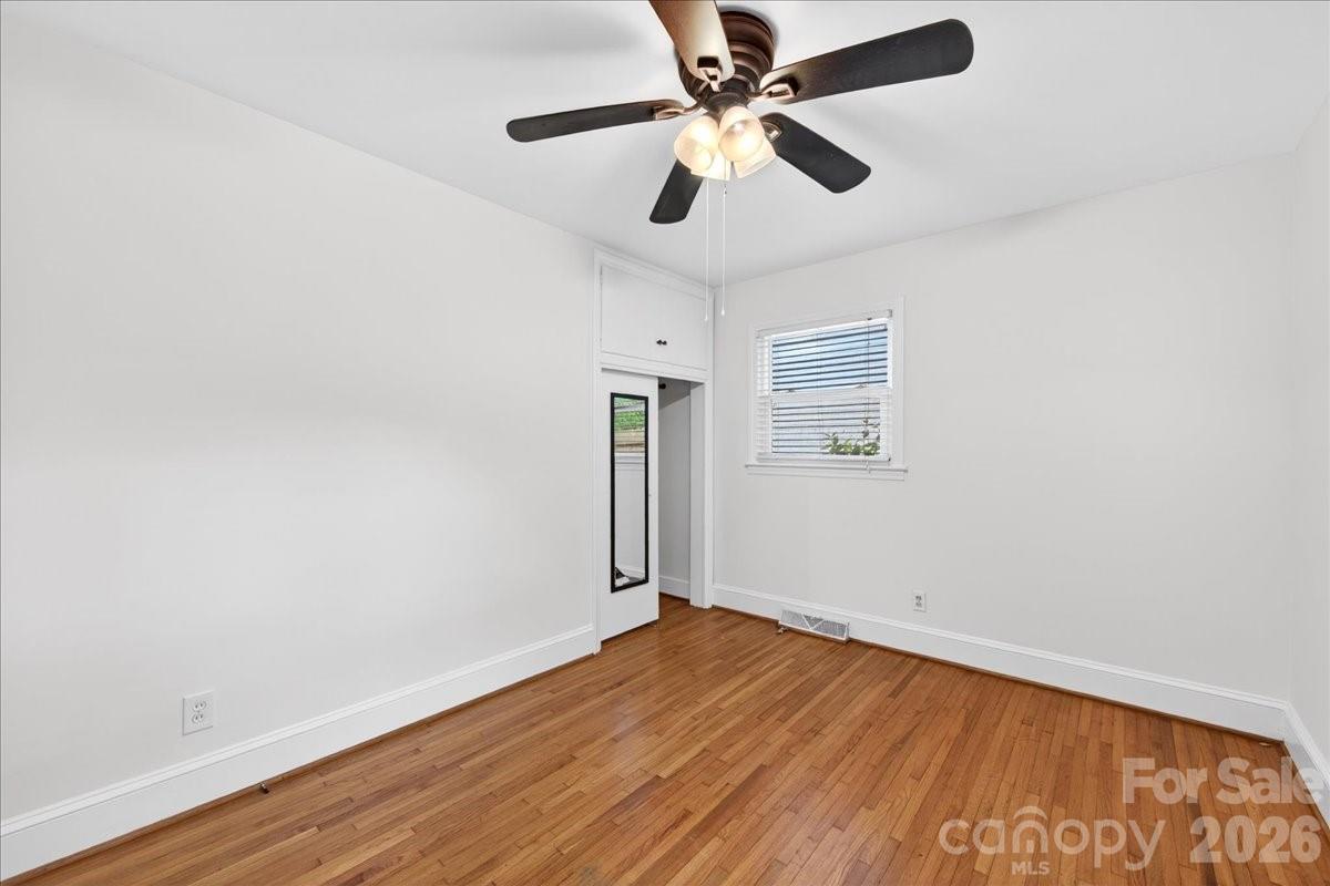 5413 Gwynne Avenue — Charlotte
