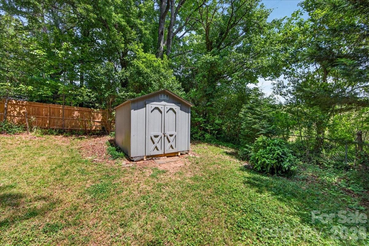 5413 Gwynne Avenue — Charlotte