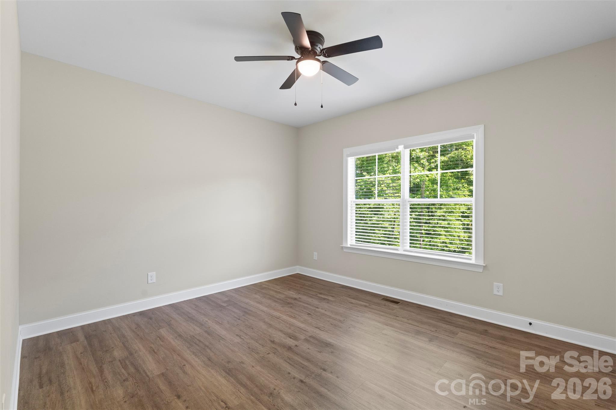 1607 Freemont Drive — Alexis