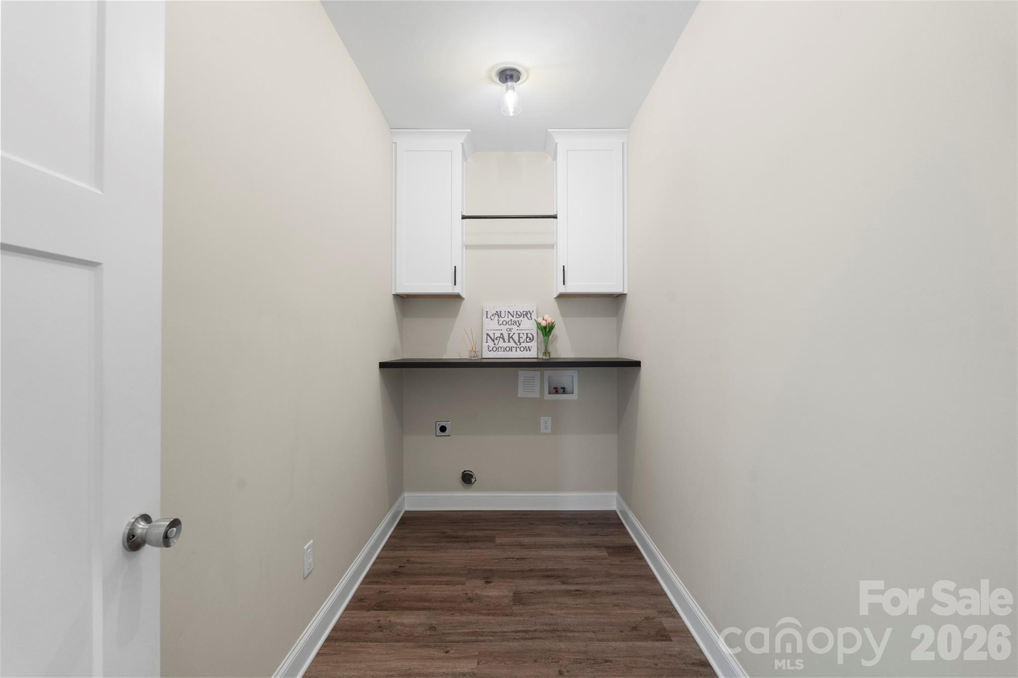 1607 Freemont Drive — Alexis