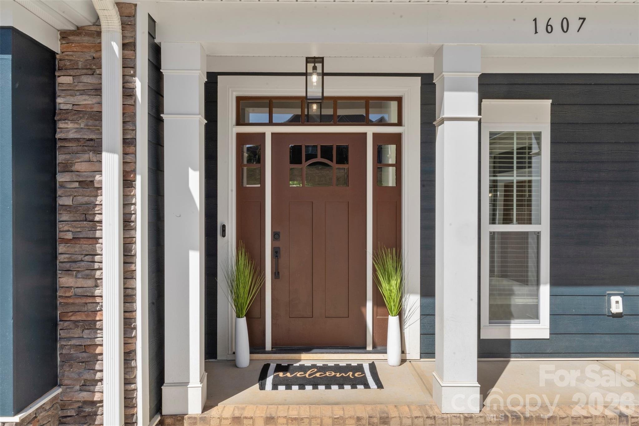 1607 Freemont Drive — Alexis