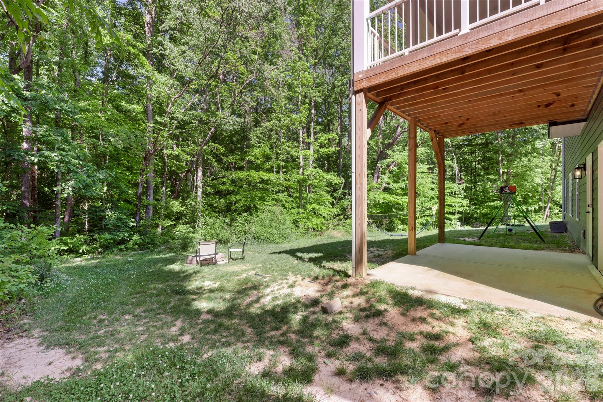 1607 Freemont Drive — Alexis