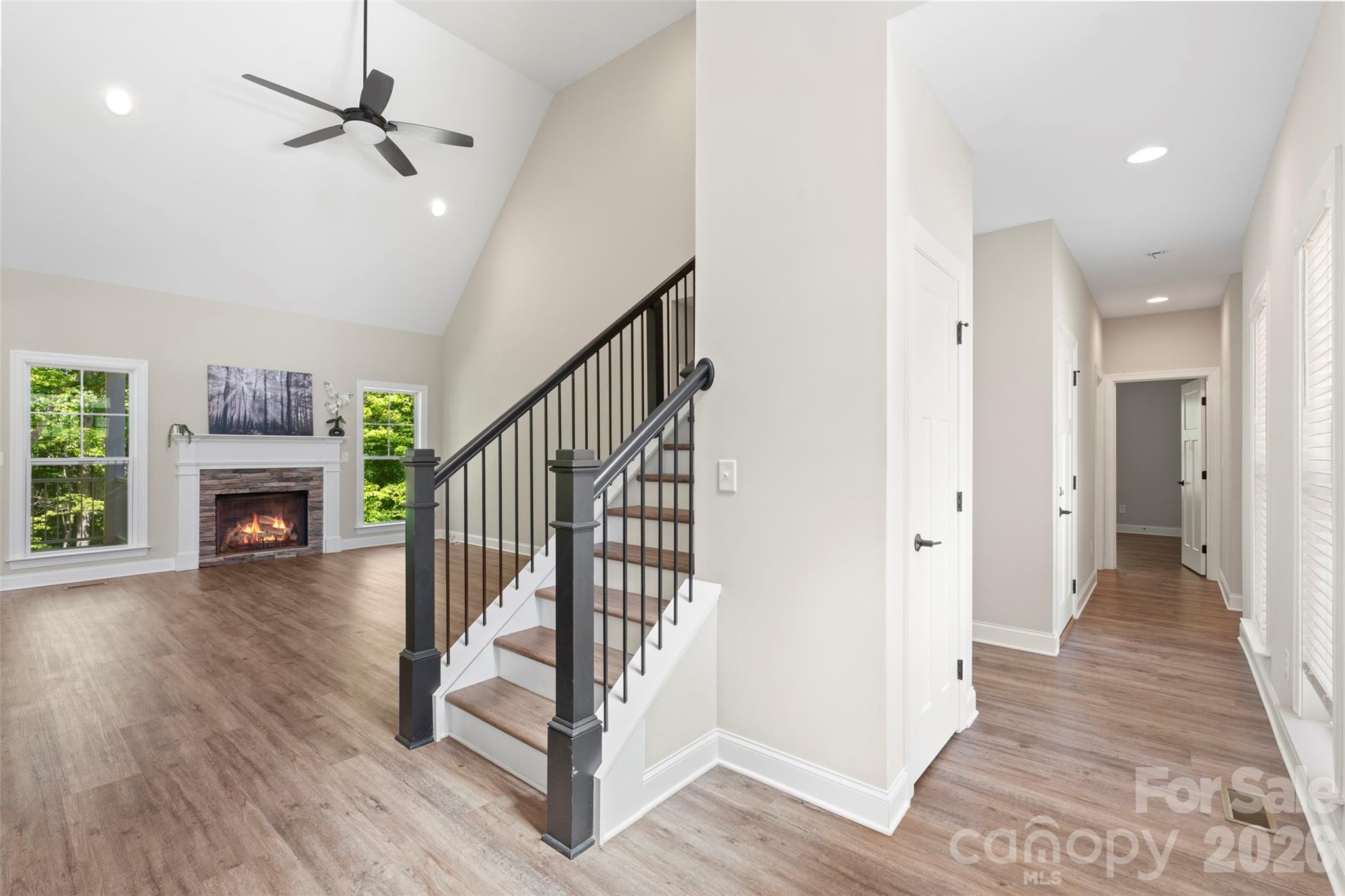 1607 Freemont Drive — Alexis