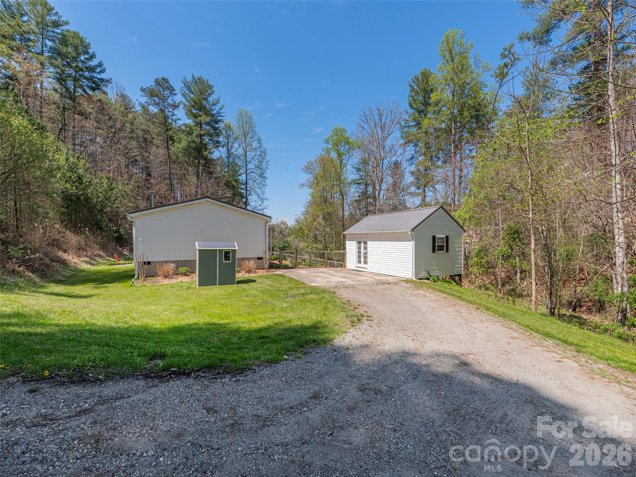 322 Stockton Branch Road — Weaverville