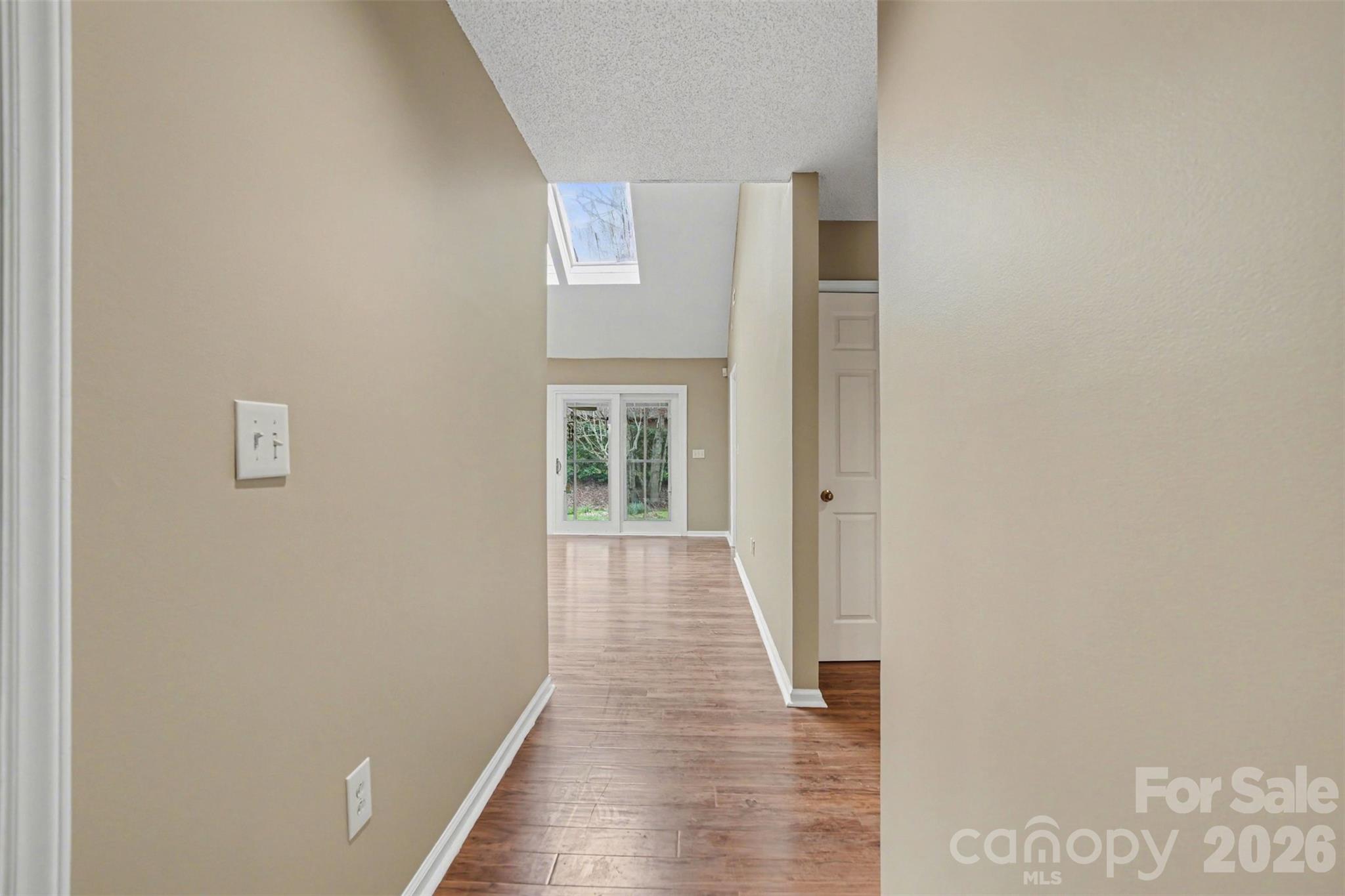 1742 NE 12th Street — Hickory