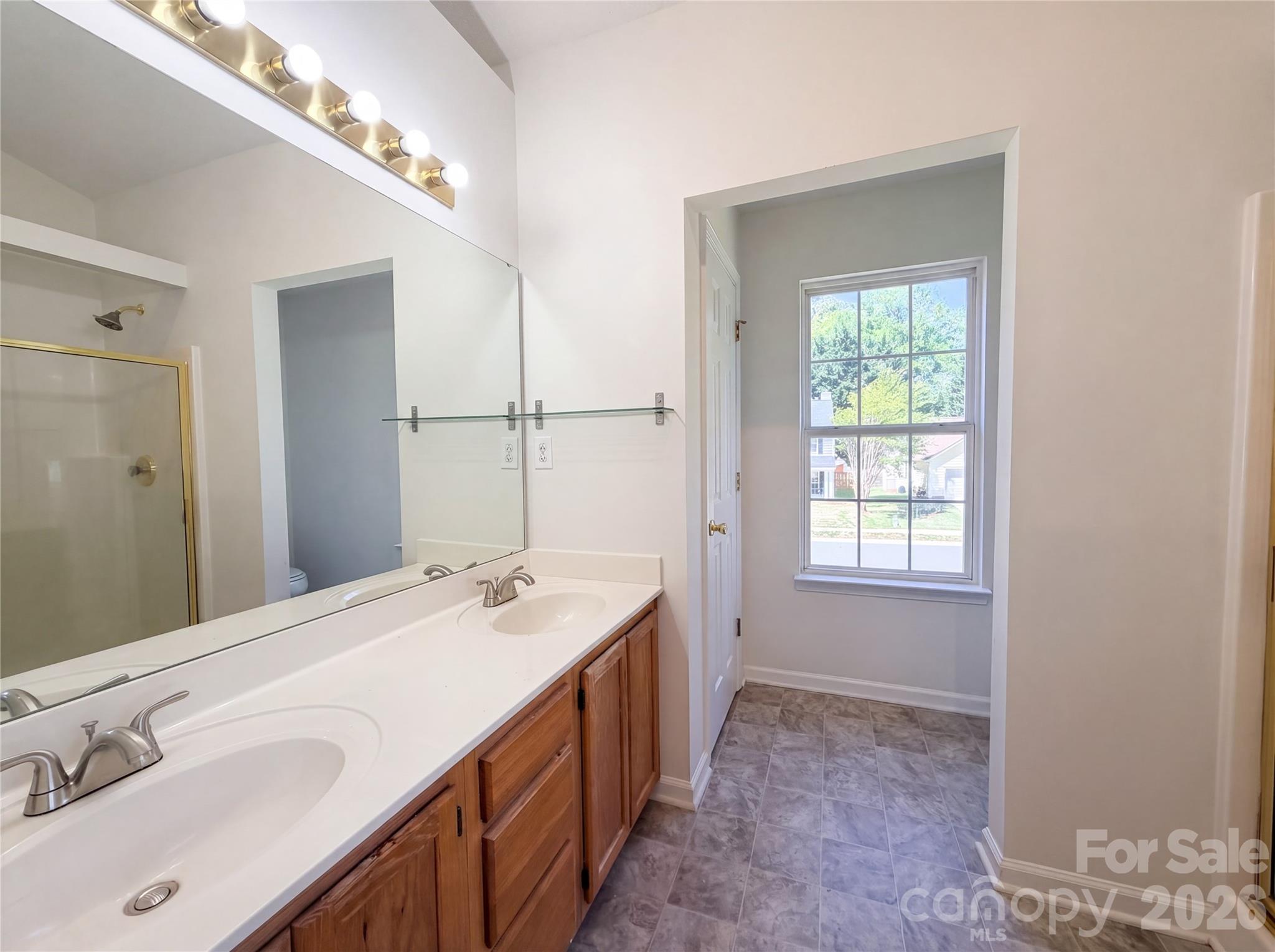 7423 Henderson Park Road — Huntersville