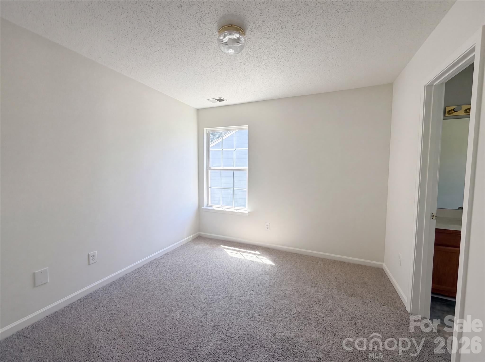 7423 Henderson Park Road — Huntersville