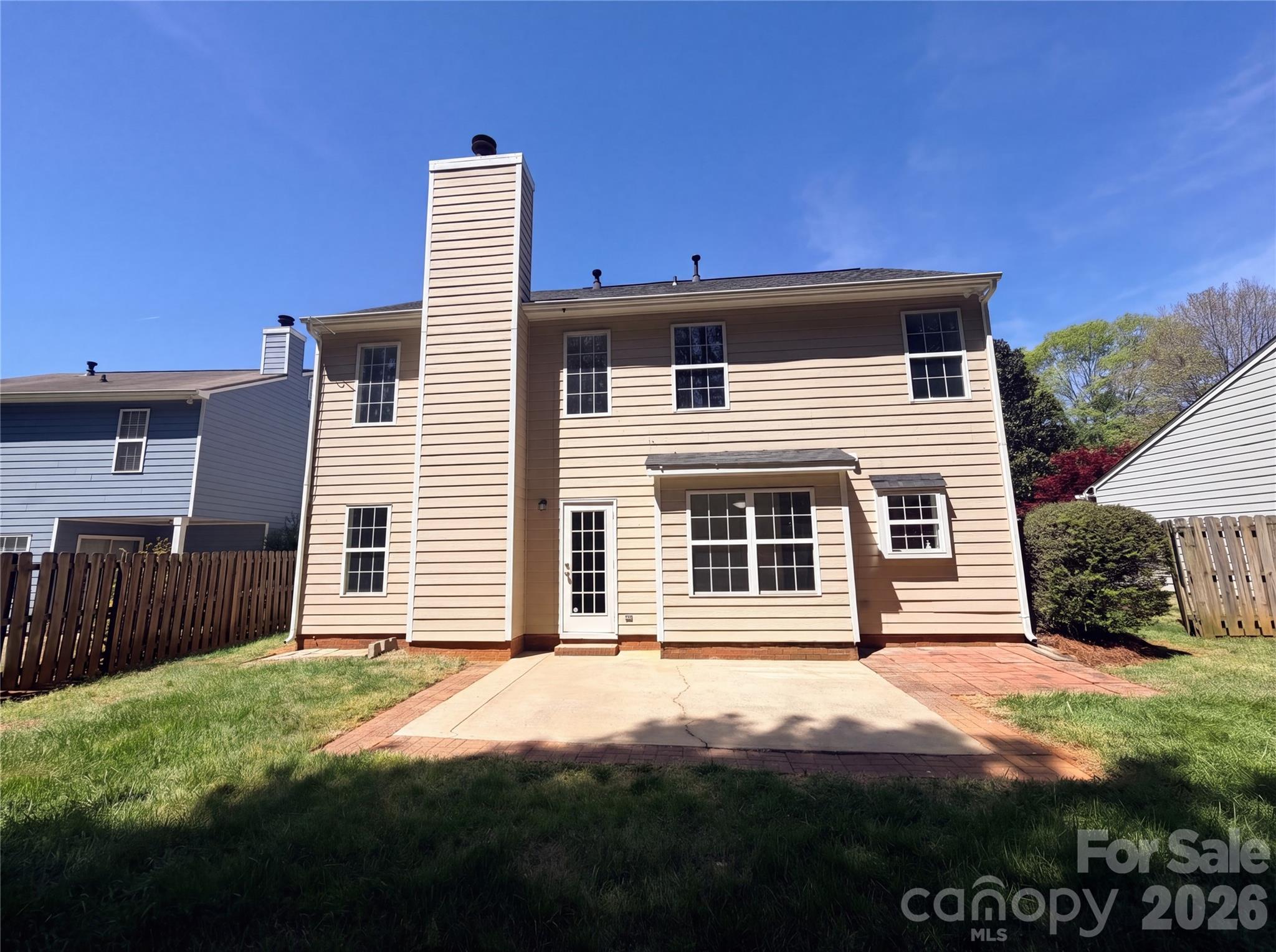 7423 Henderson Park Road — Huntersville