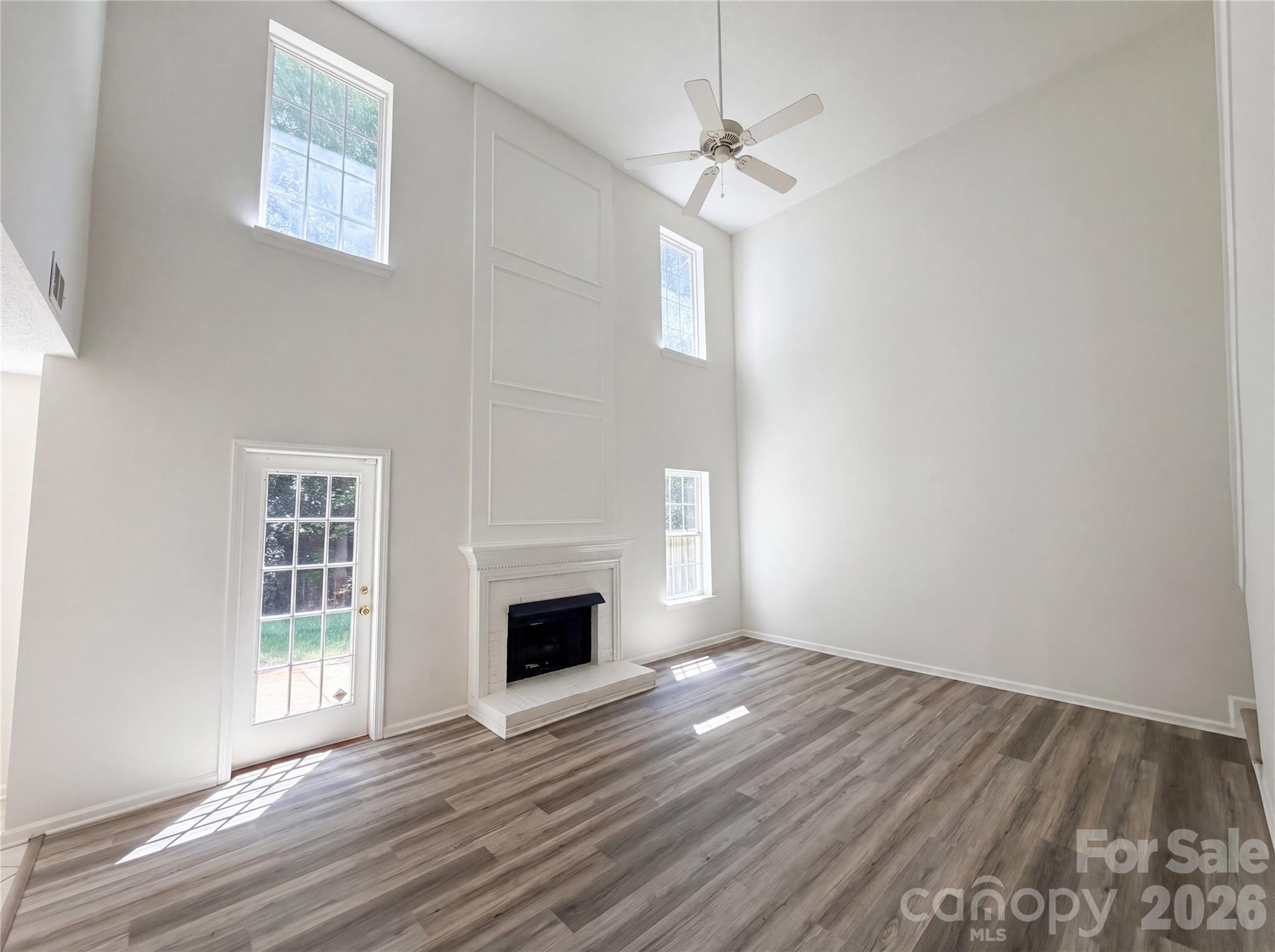 7423 Henderson Park Road — Huntersville