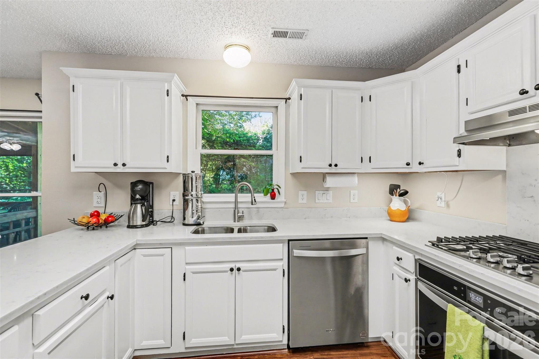 7218 Glen Brook Lane — Charlotte