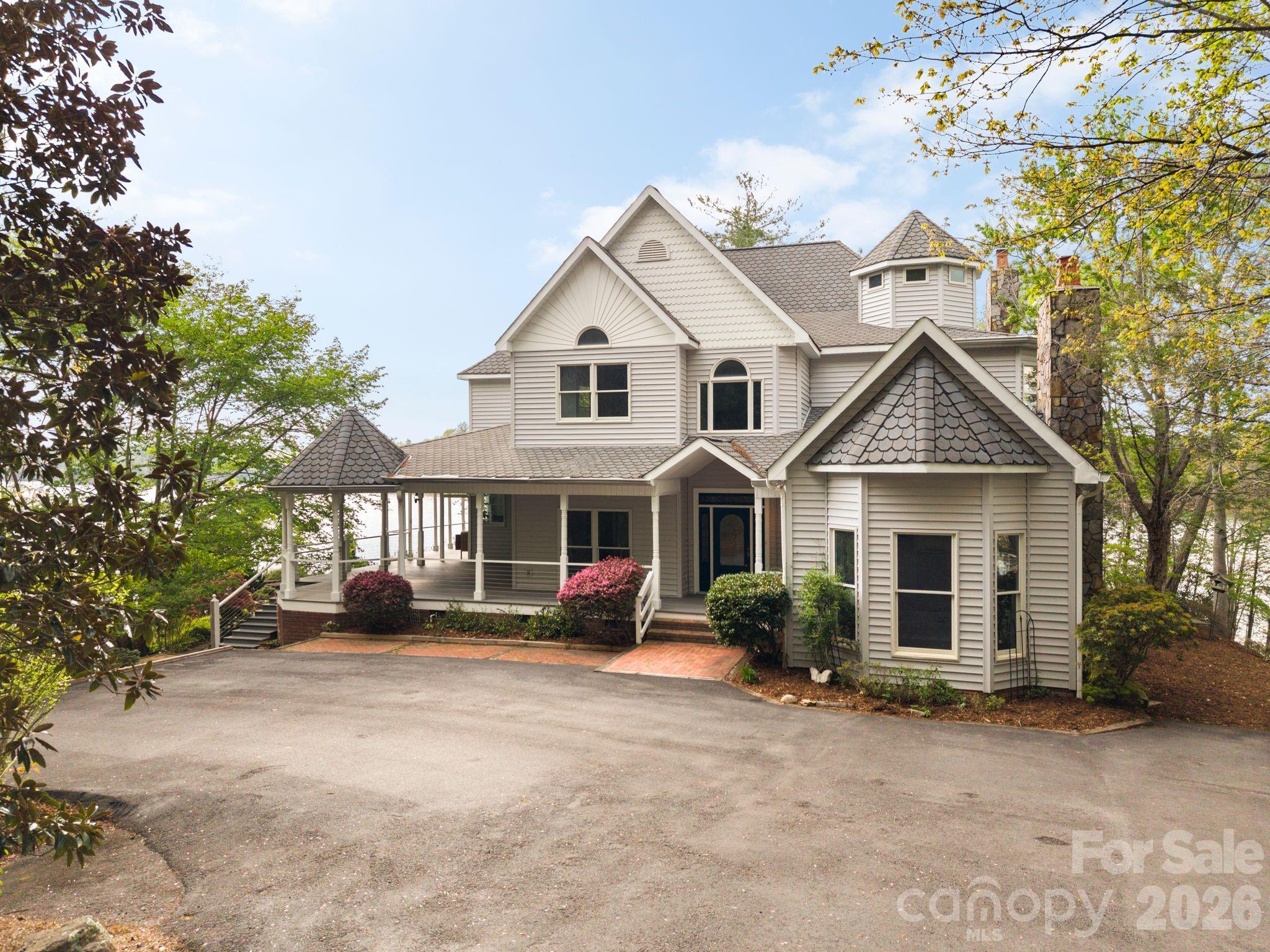 4950 Canterbury Place — Morganton