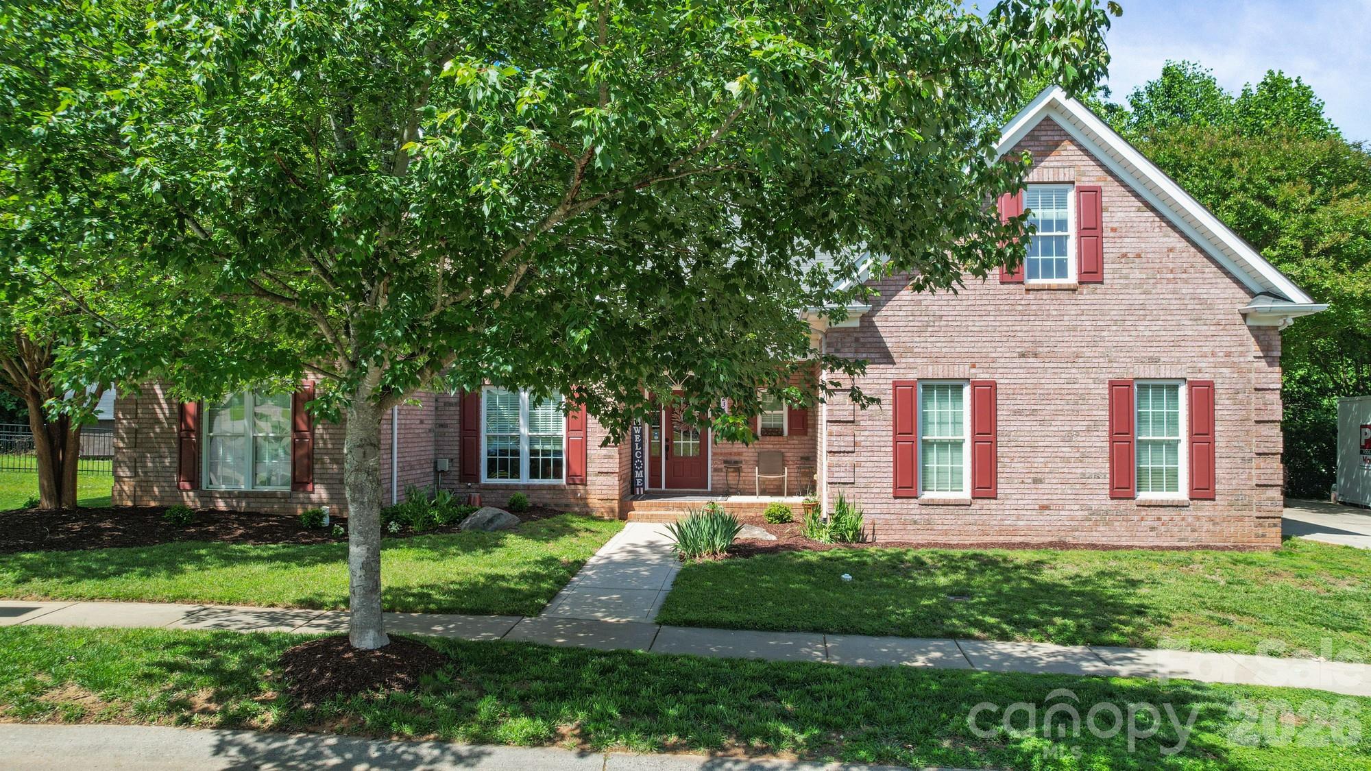 234 Lagoda Drive — Locust