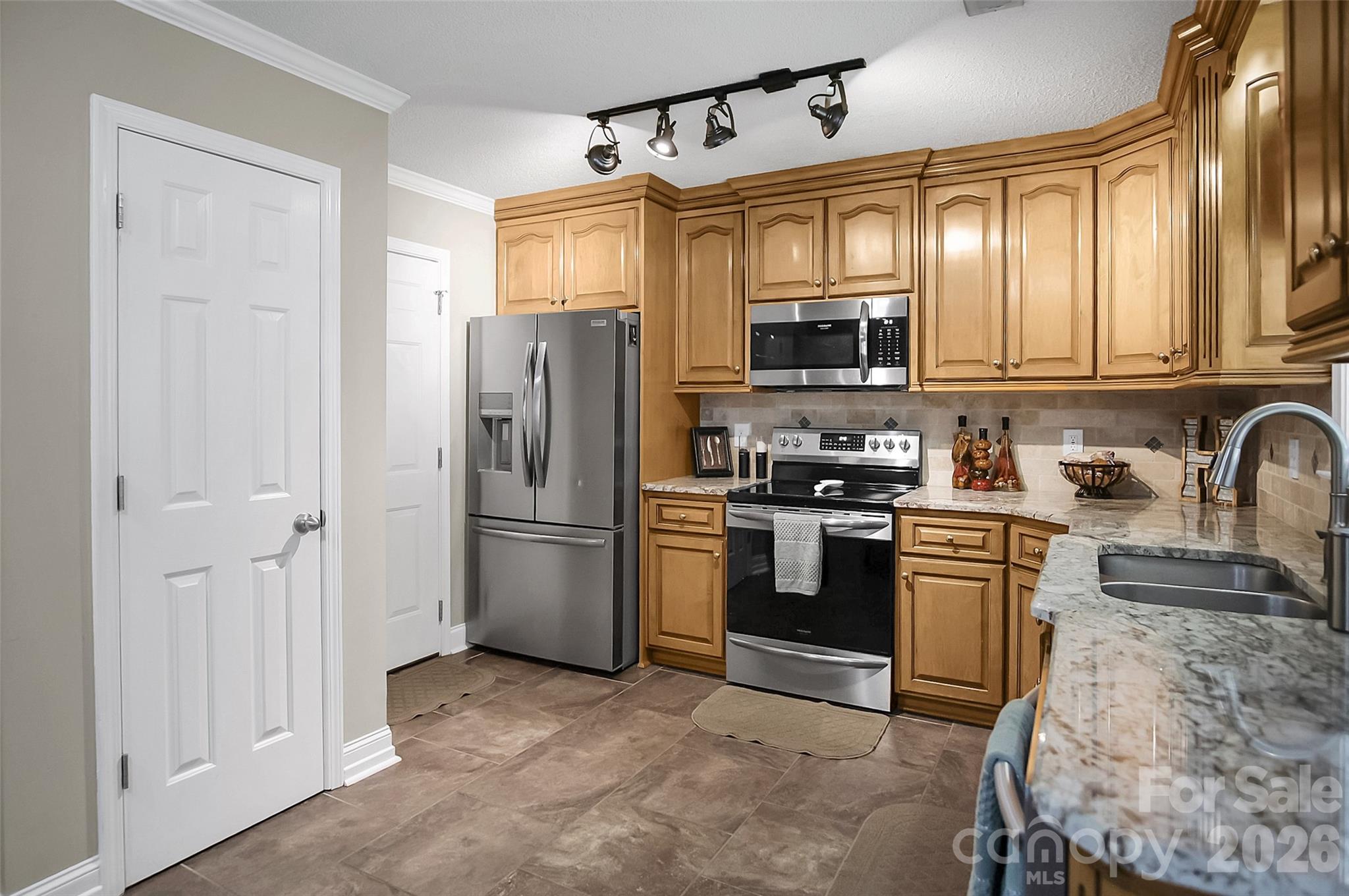 5020 Pintail Way — Gastonia