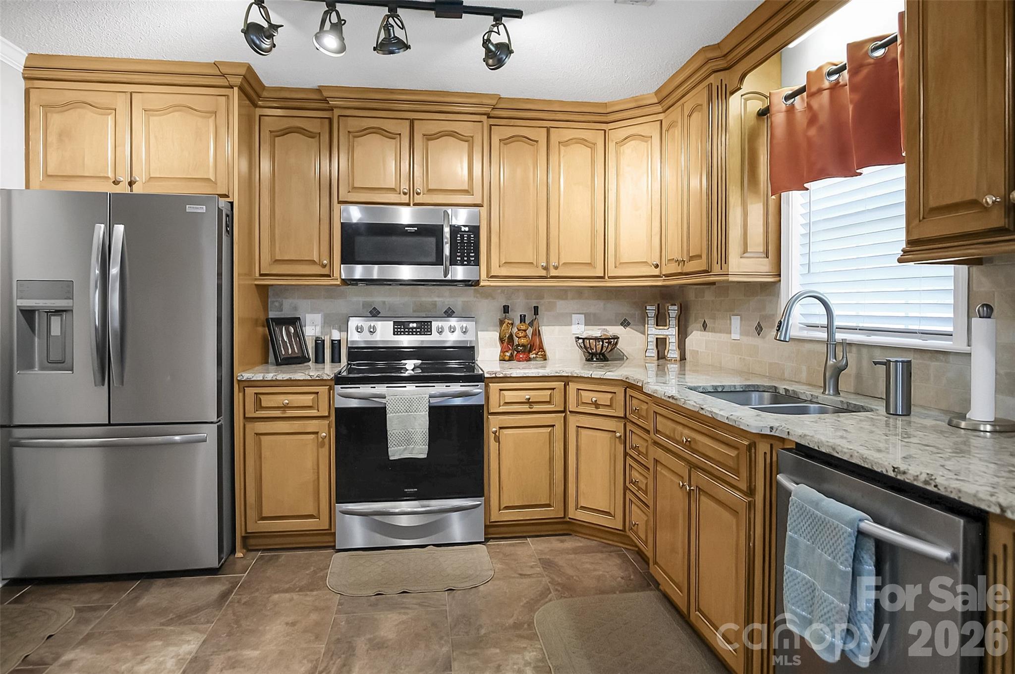 5020 Pintail Way — Gastonia