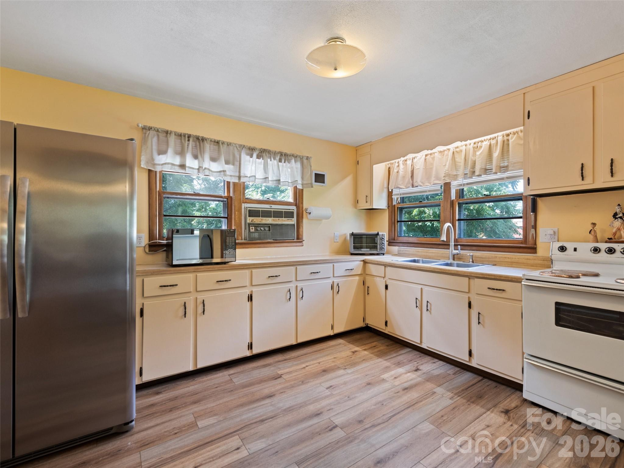 1714 Iron Duff Road — Waynesville