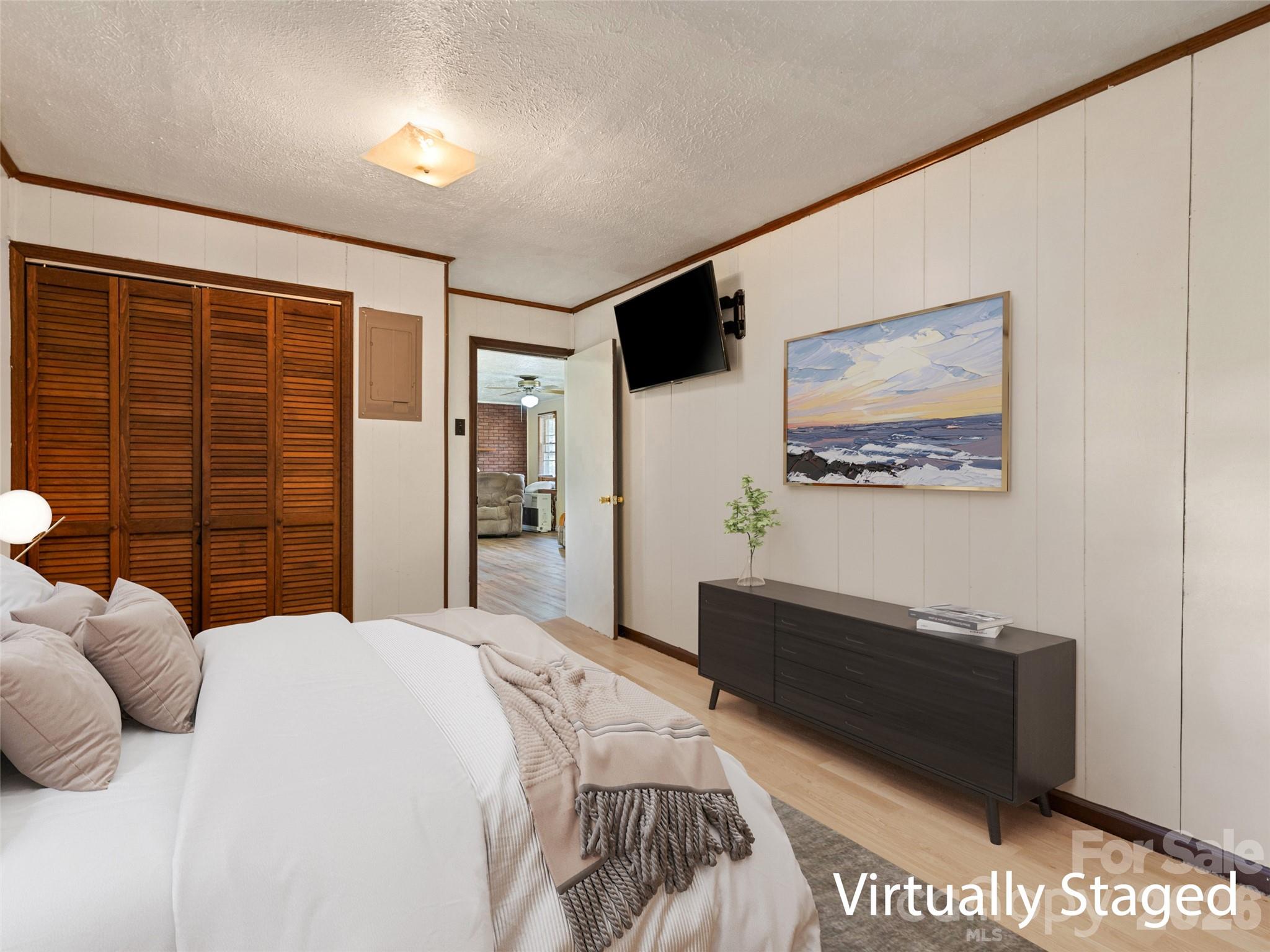 1714 Iron Duff Road — Waynesville