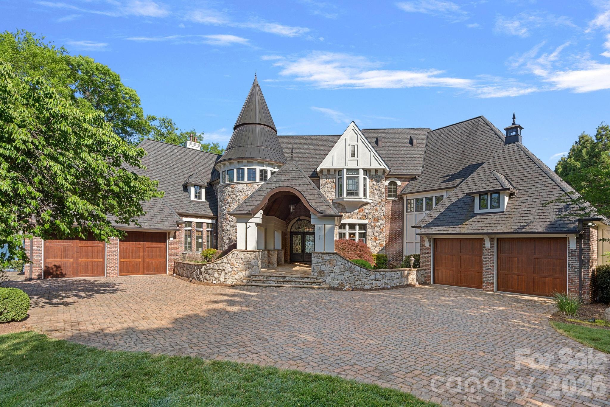 109 Conway Court — Mooresville