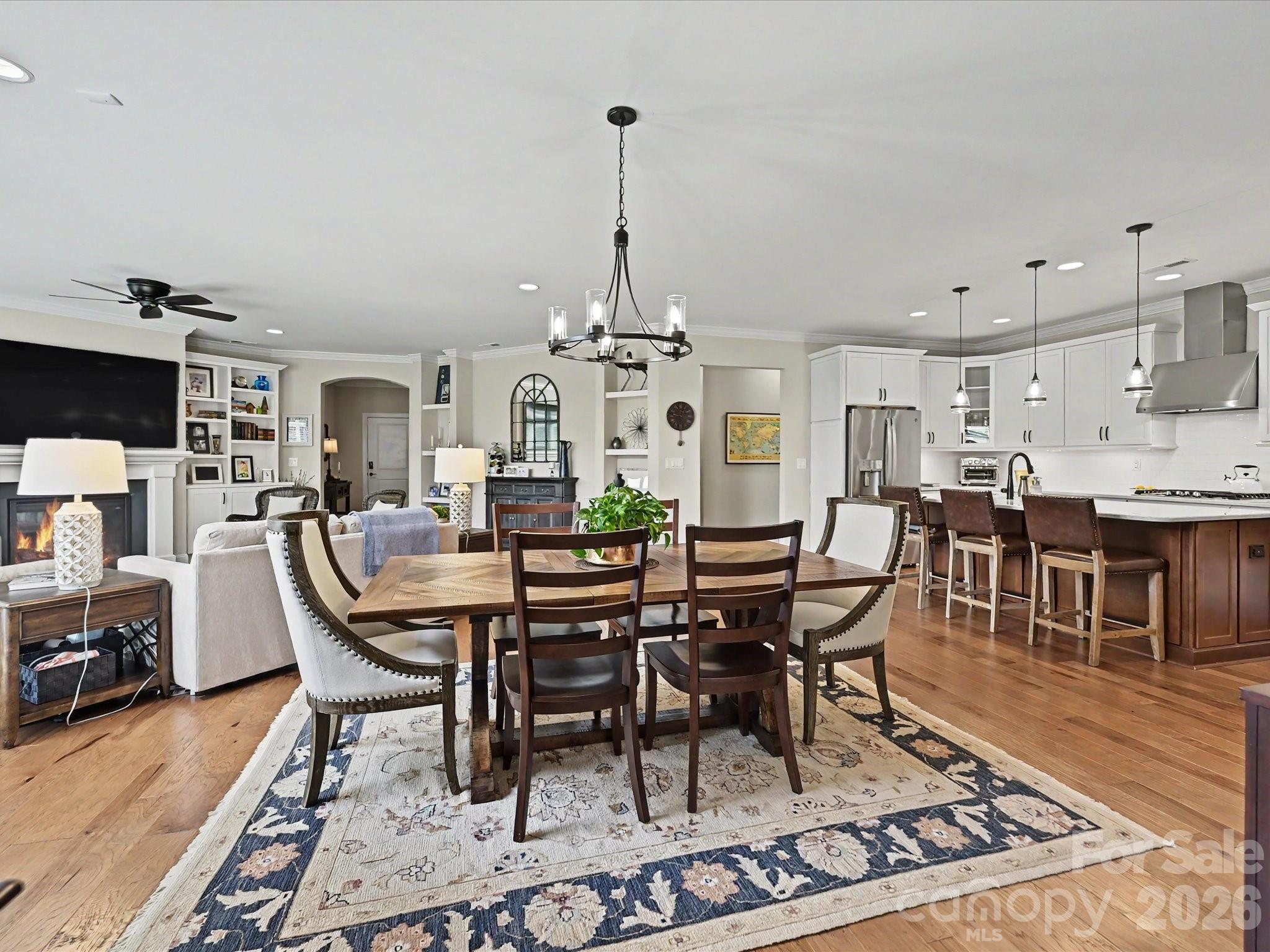 2202 Lincolnshire Lane — Wesley Chapel