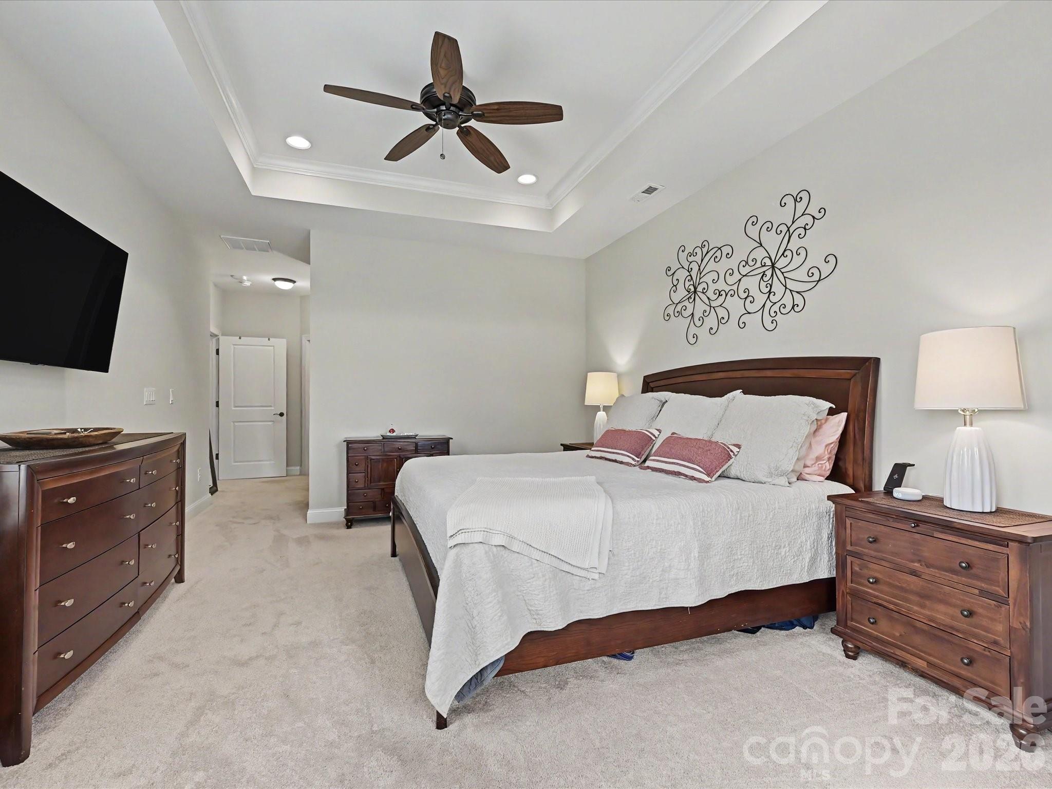 2202 Lincolnshire Lane — Wesley Chapel