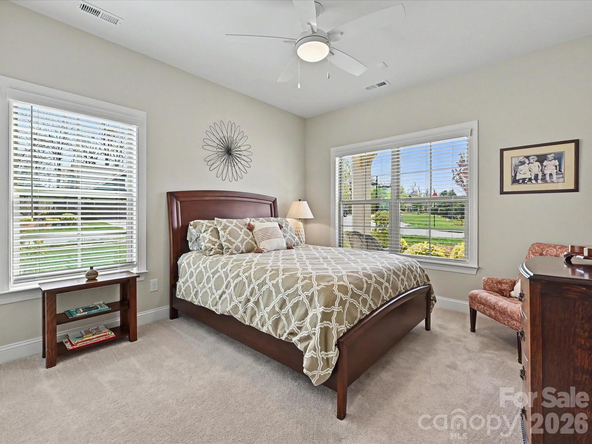 2202 Lincolnshire Lane — Wesley Chapel