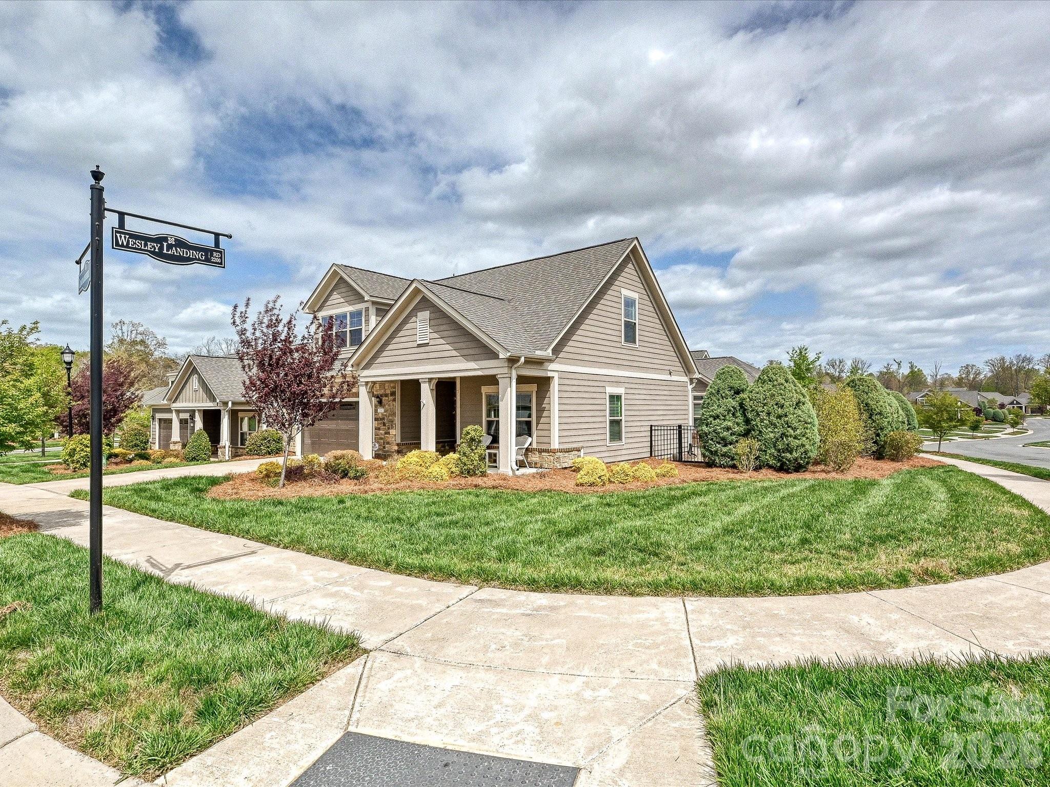 2202 Lincolnshire Lane — Wesley Chapel