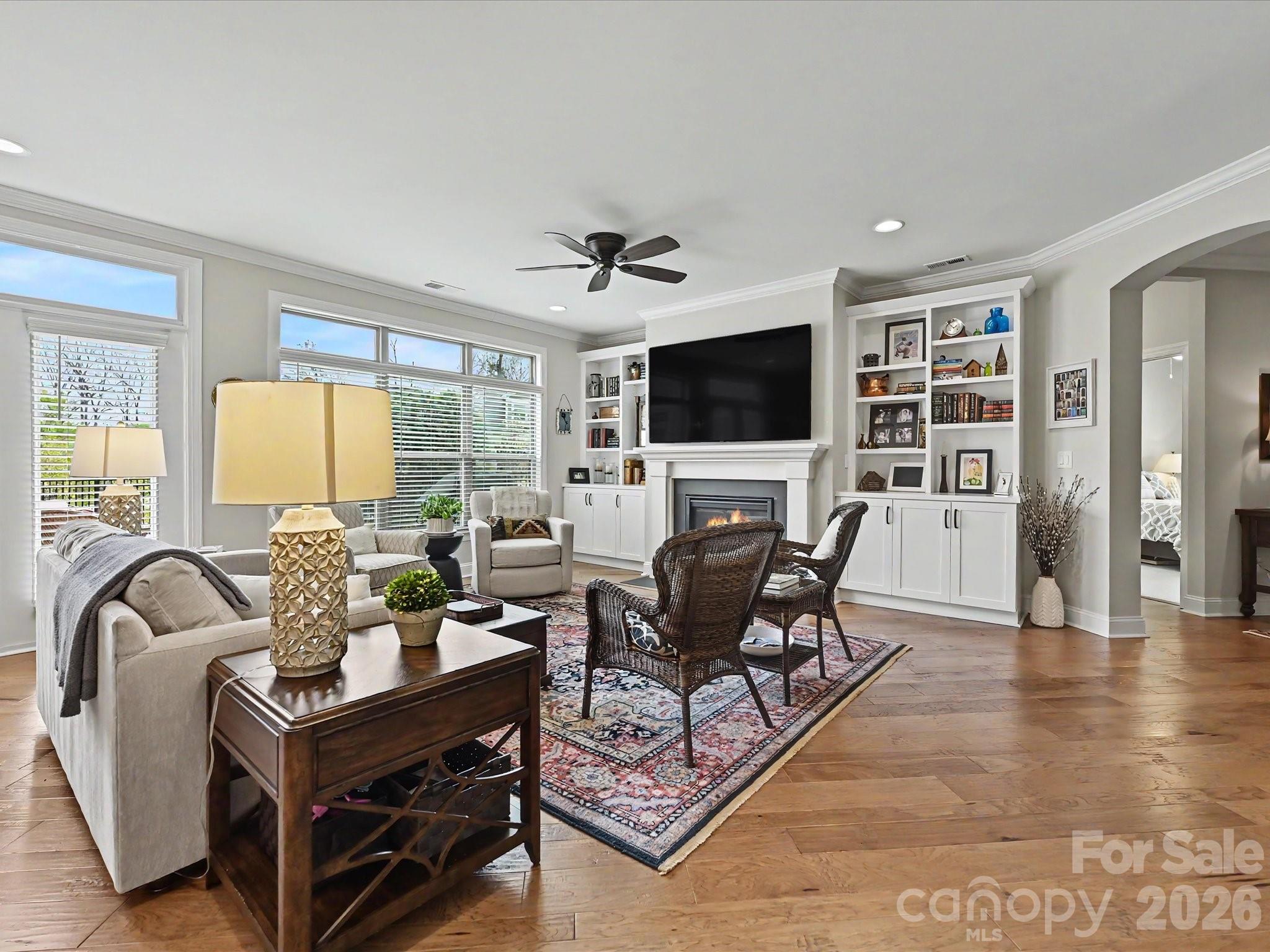 2202 Lincolnshire Lane — Wesley Chapel