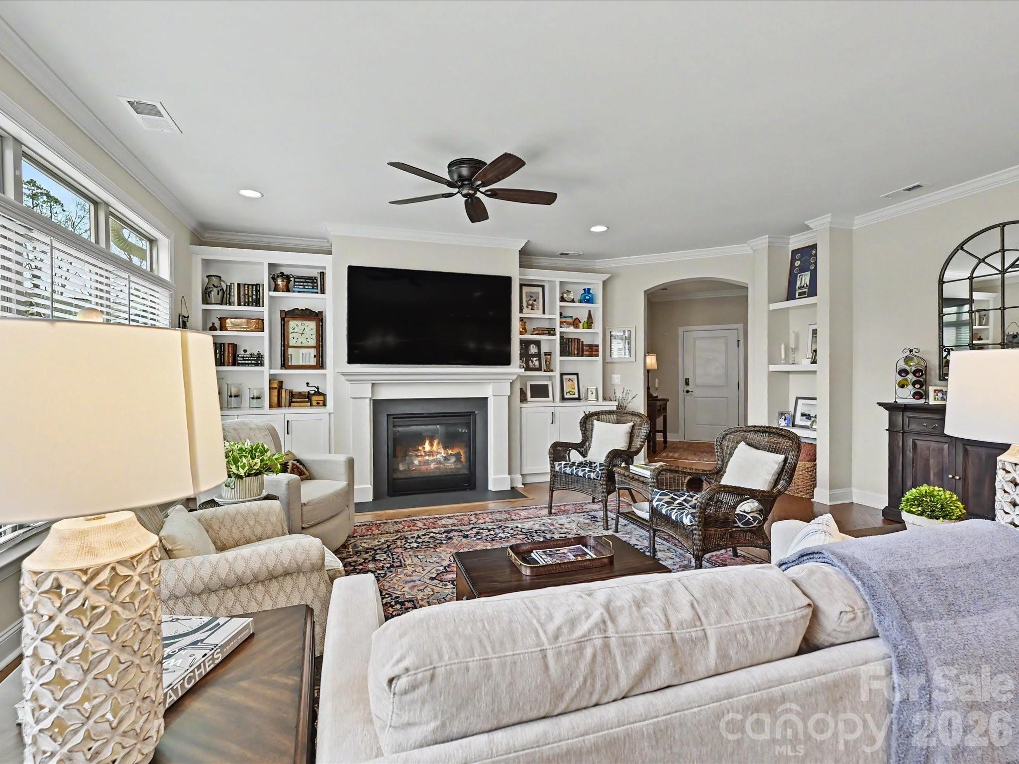 2202 Lincolnshire Lane — Wesley Chapel