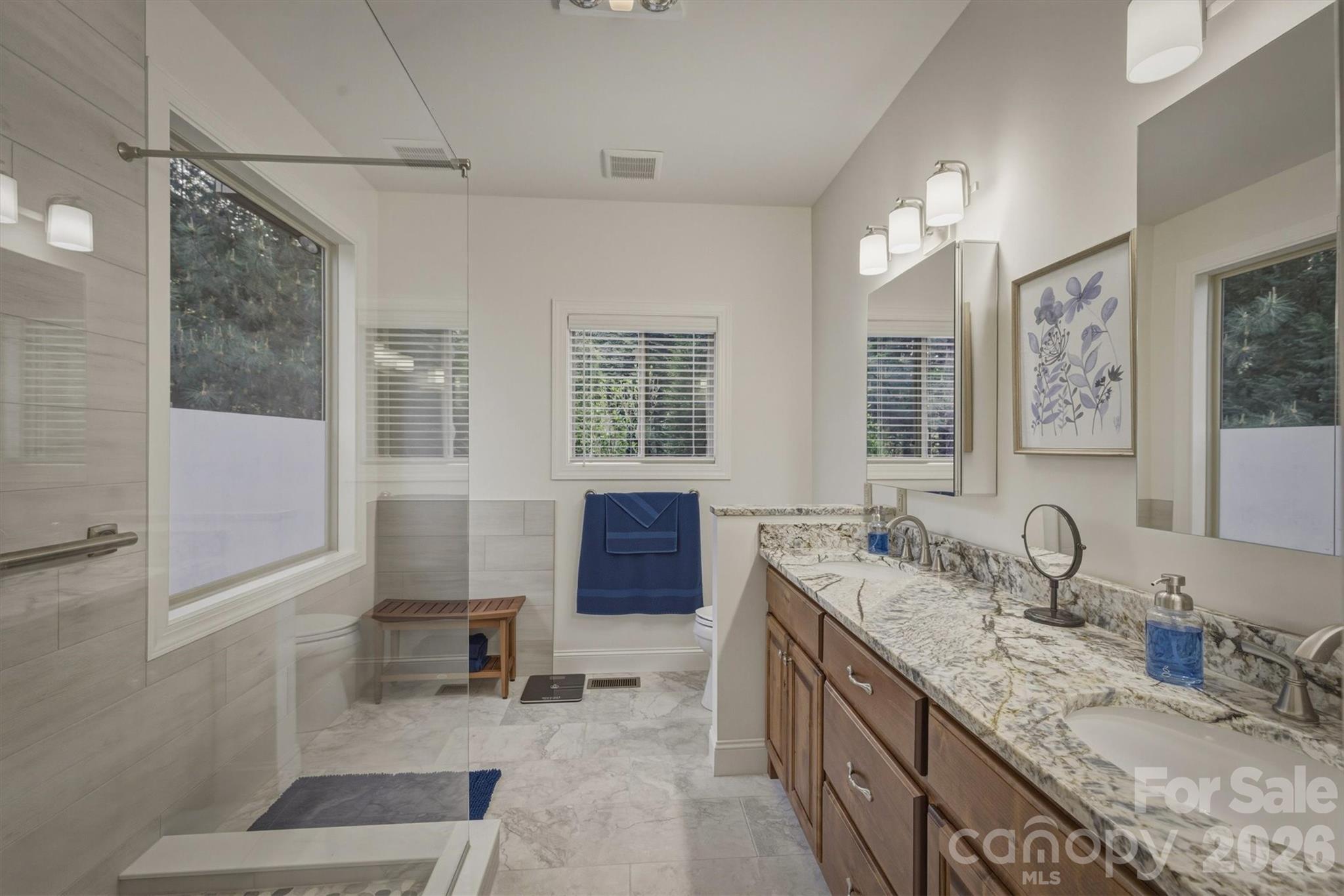 2224 W Paradise Harbor Drive — Connelly Springs