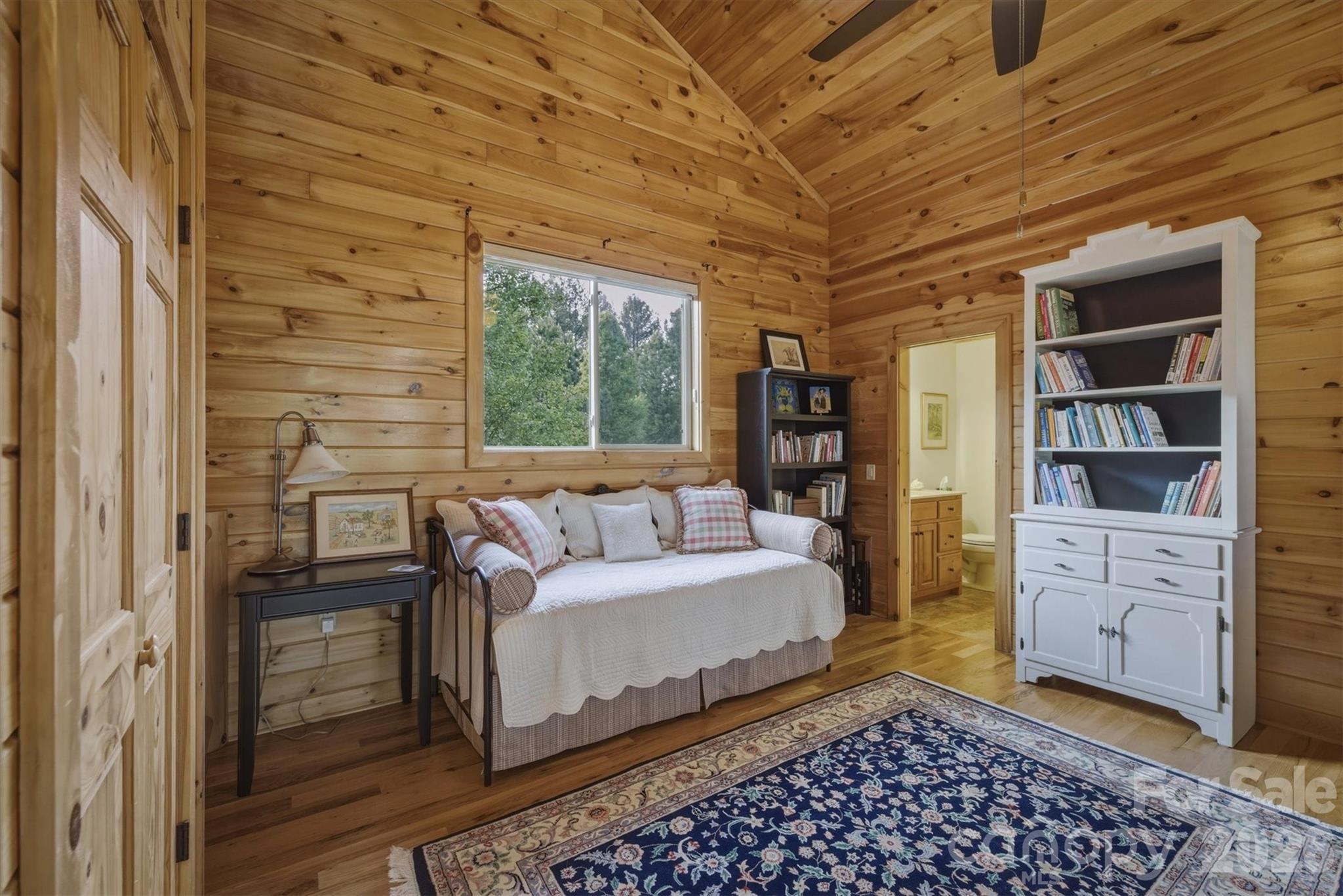 2224 W Paradise Harbor Drive — Connelly Springs