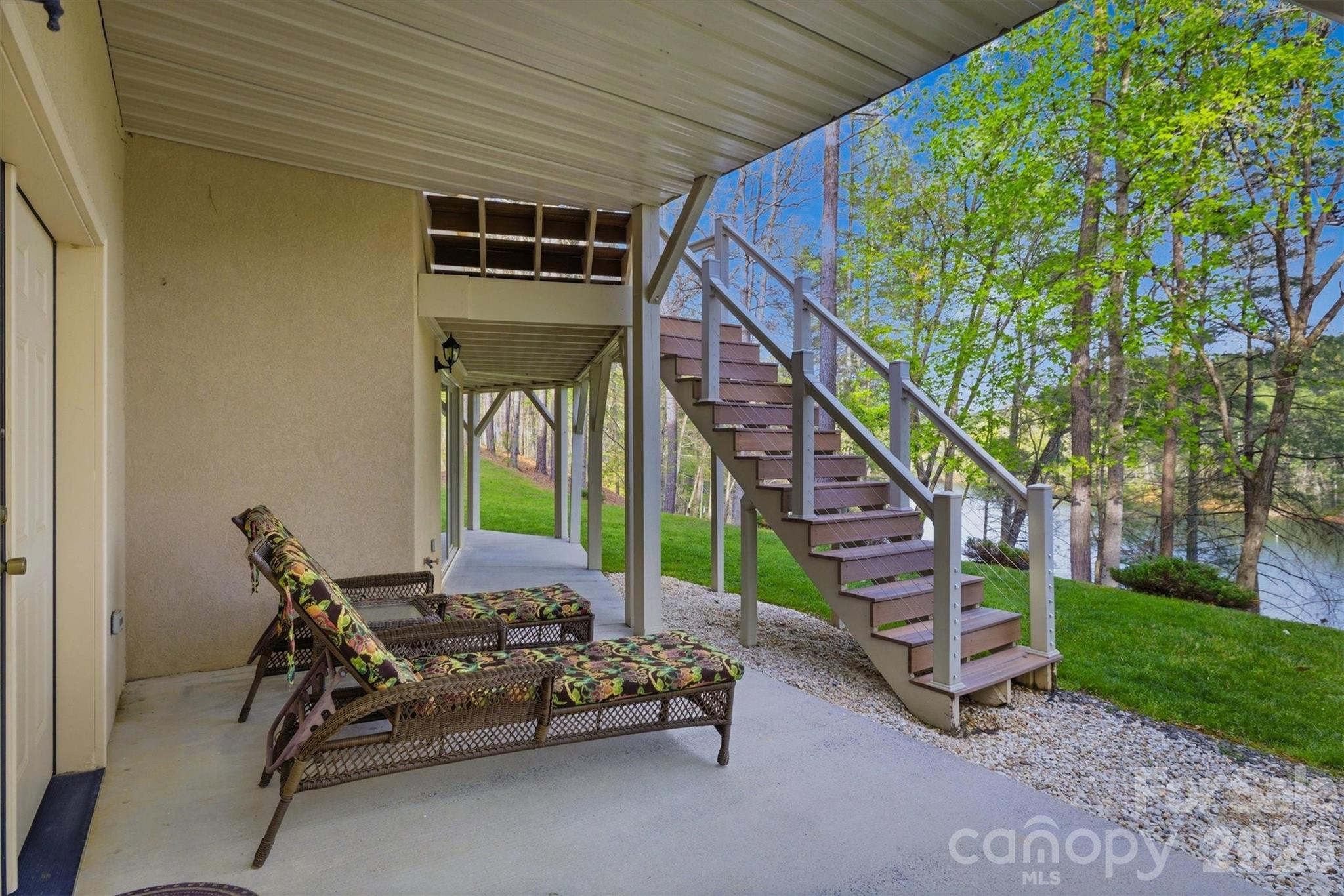 2224 W Paradise Harbor Drive — Connelly Springs