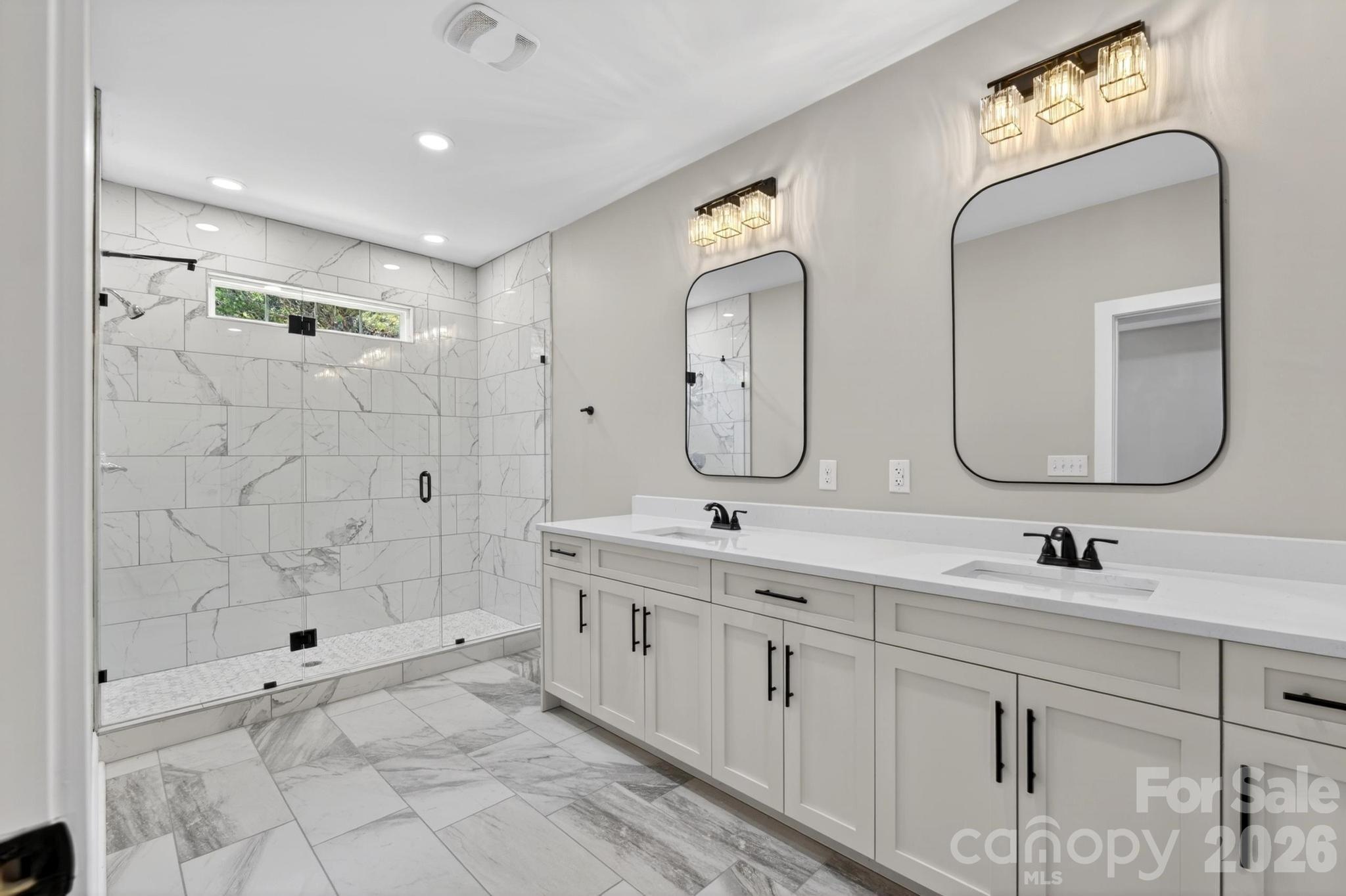 409 Huntington Woods Street #65 — Lenoir