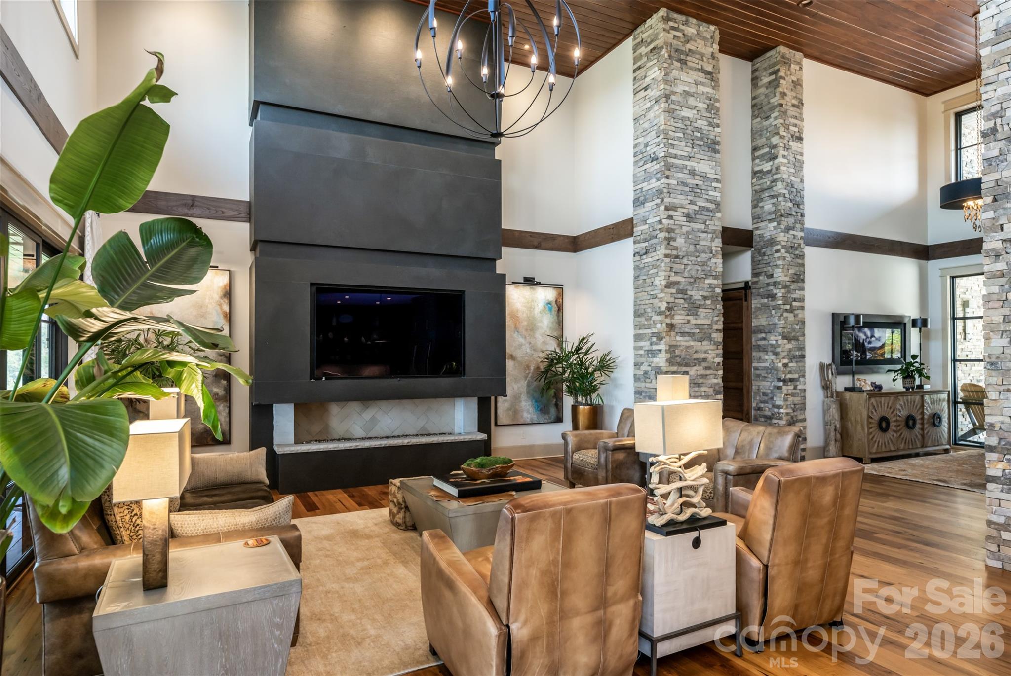 170 Bear View Road — Weaverville