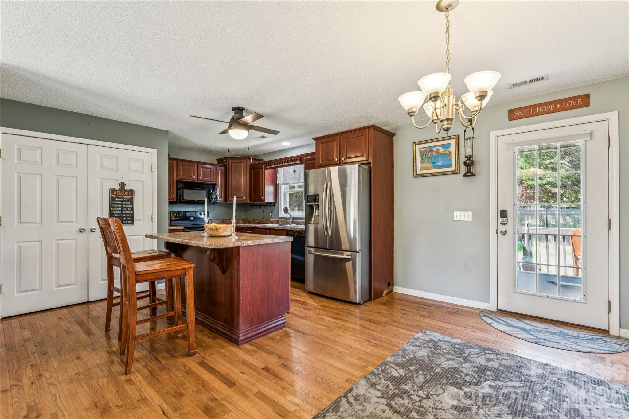 4 Miss Julia Way — Granite Falls