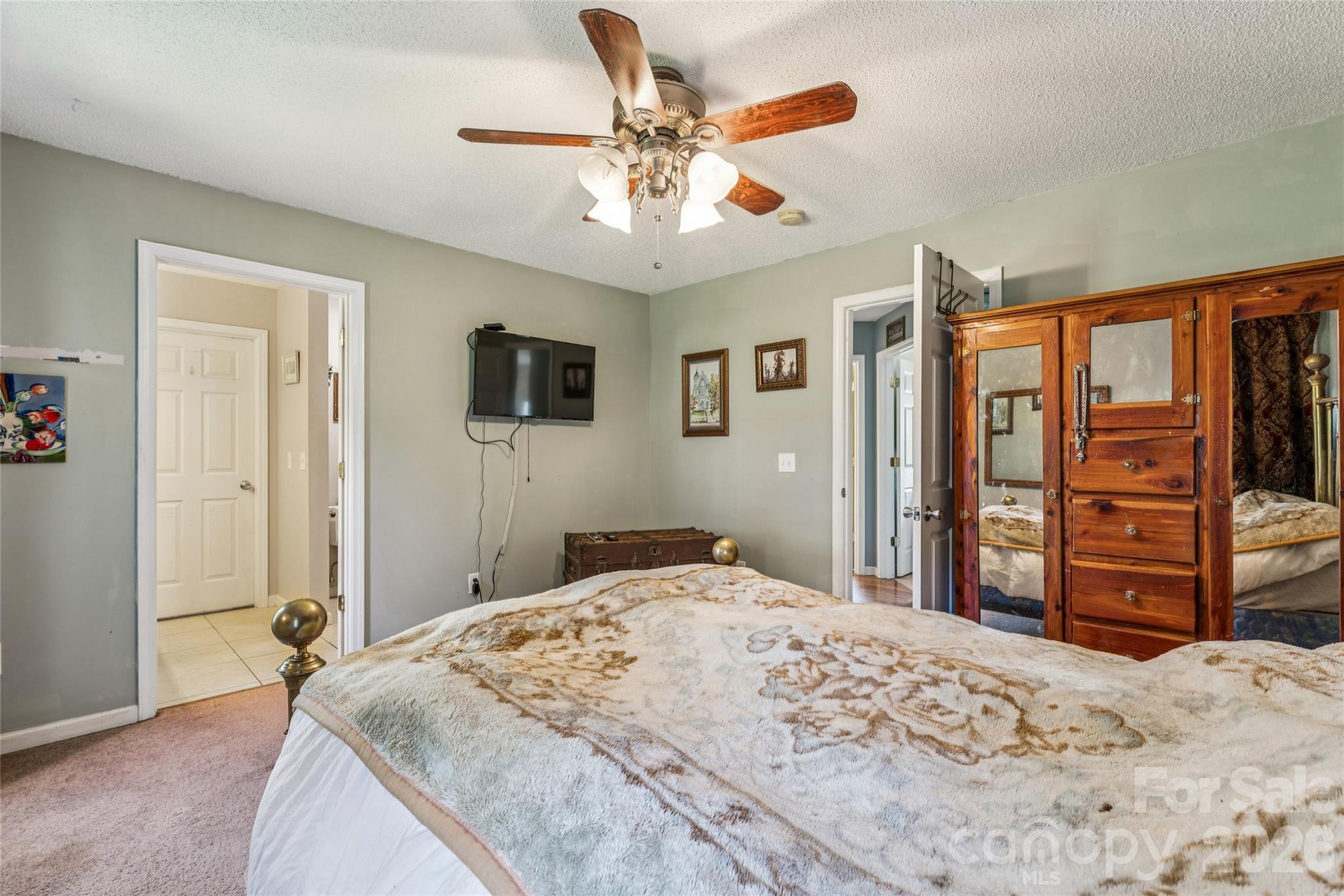 4 Miss Julia Way — Granite Falls