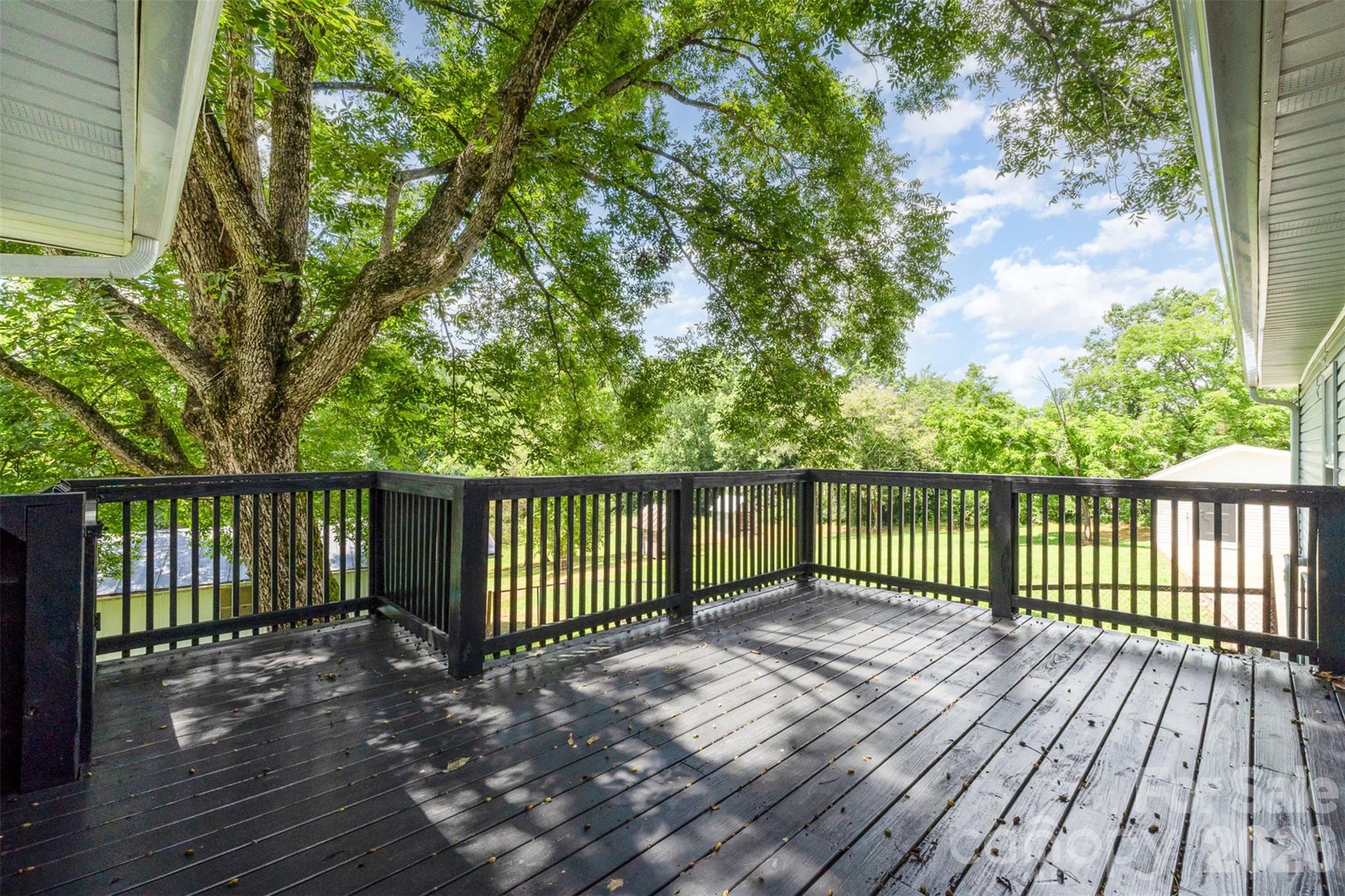 1164 Bradford Mountain Road — Lenoir
