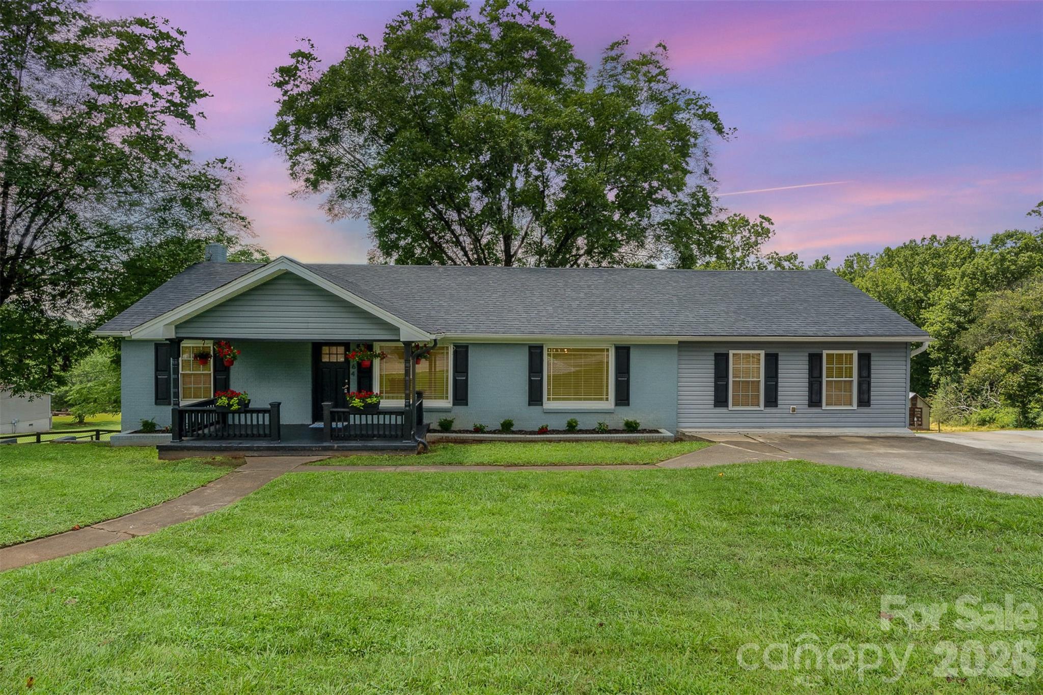 1164 Bradford Mountain Road — Lenoir