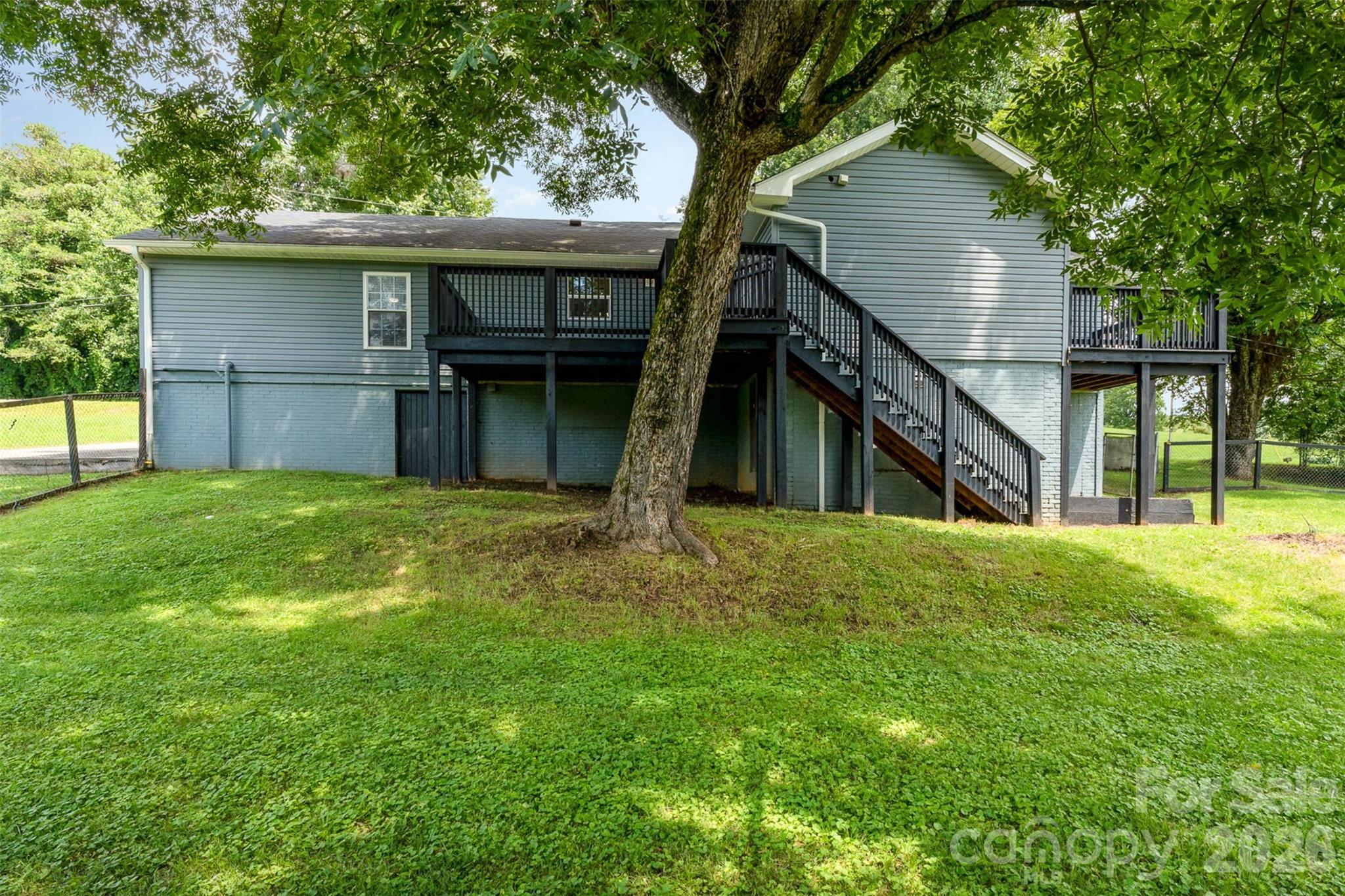 1164 Bradford Mountain Road — Lenoir