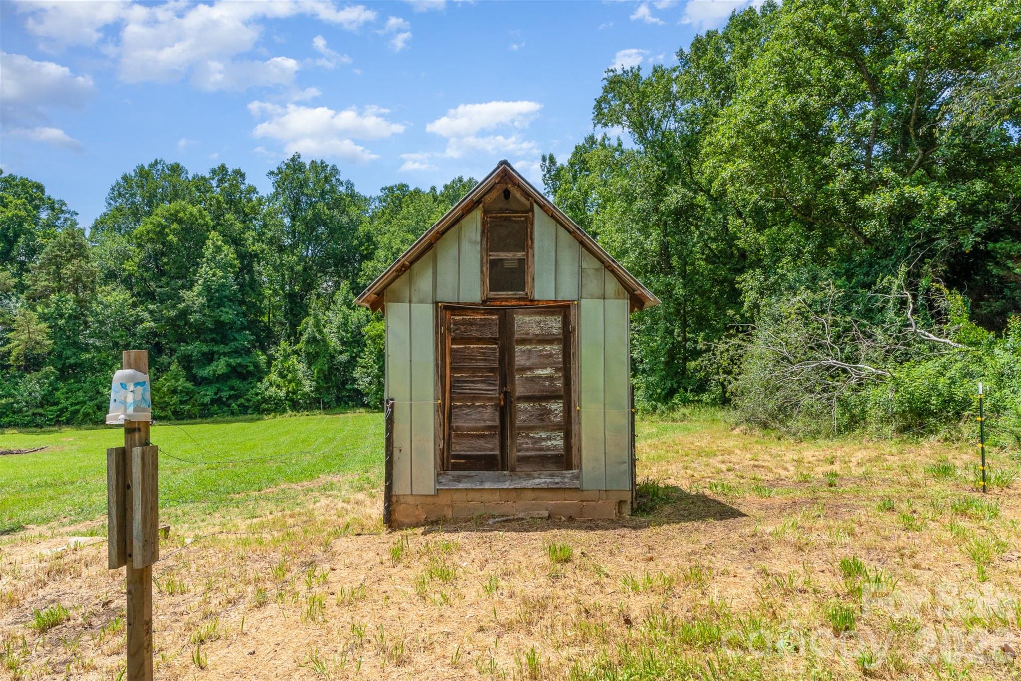 1164 Bradford Mountain Road — Lenoir