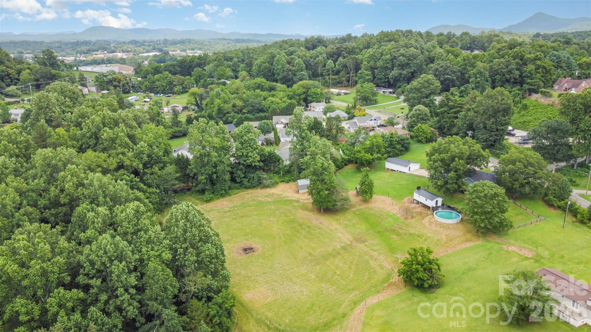 1164 Bradford Mountain Road — Lenoir