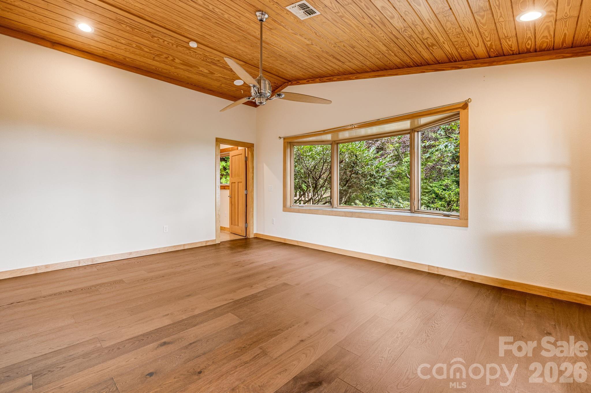 55 Glade Lane — Black Mountain