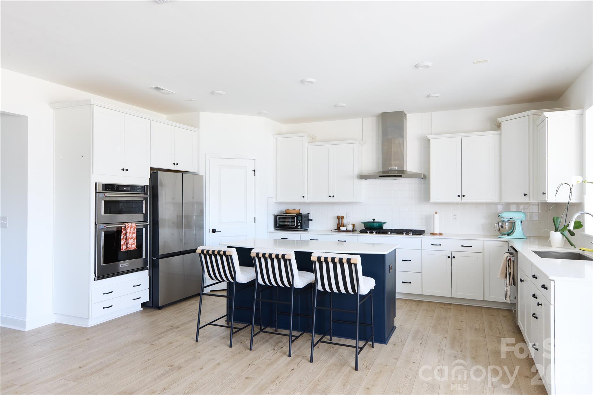 14125 Glaswick Drive — Charlotte