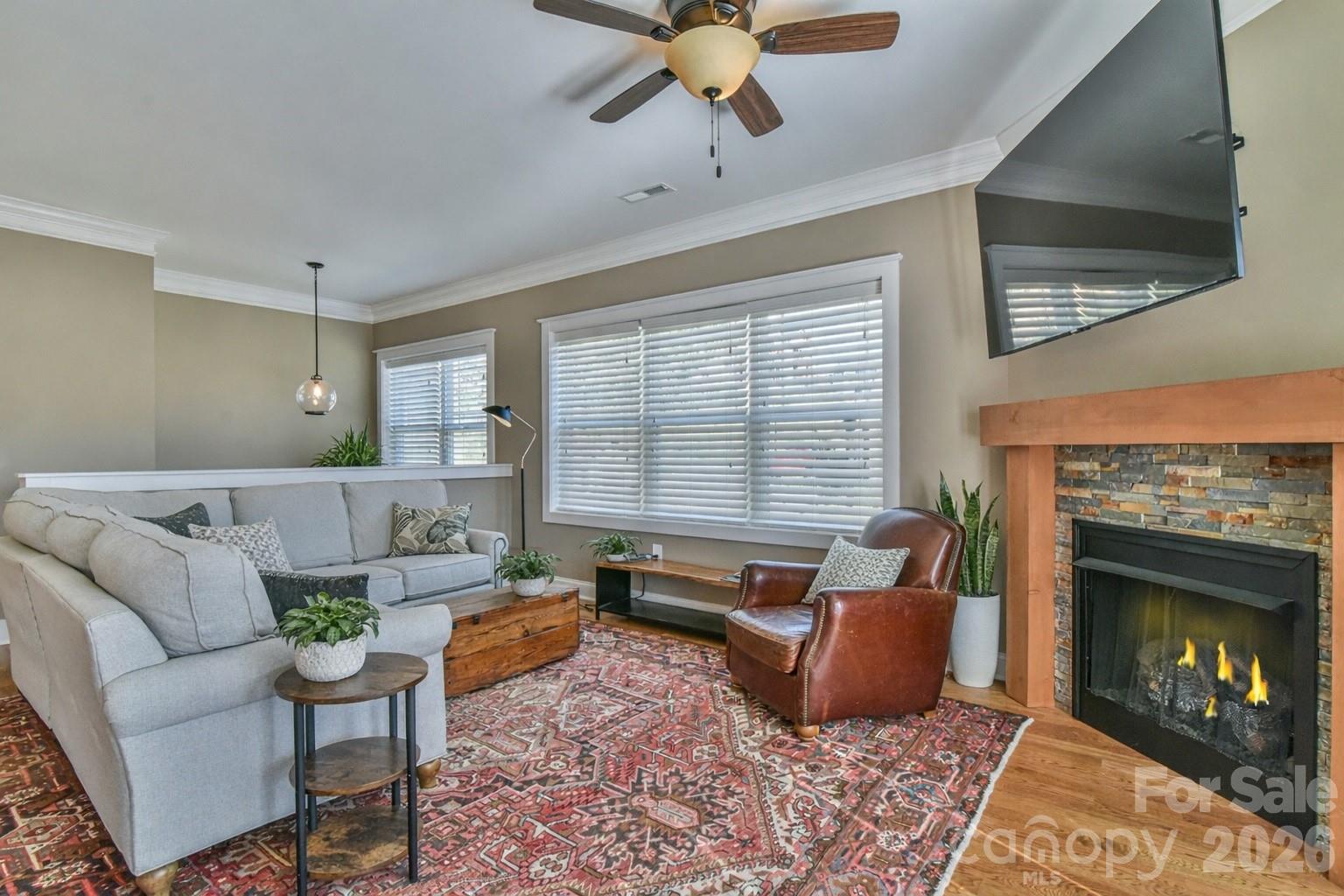 3 Leeds Lane — Black Mountain