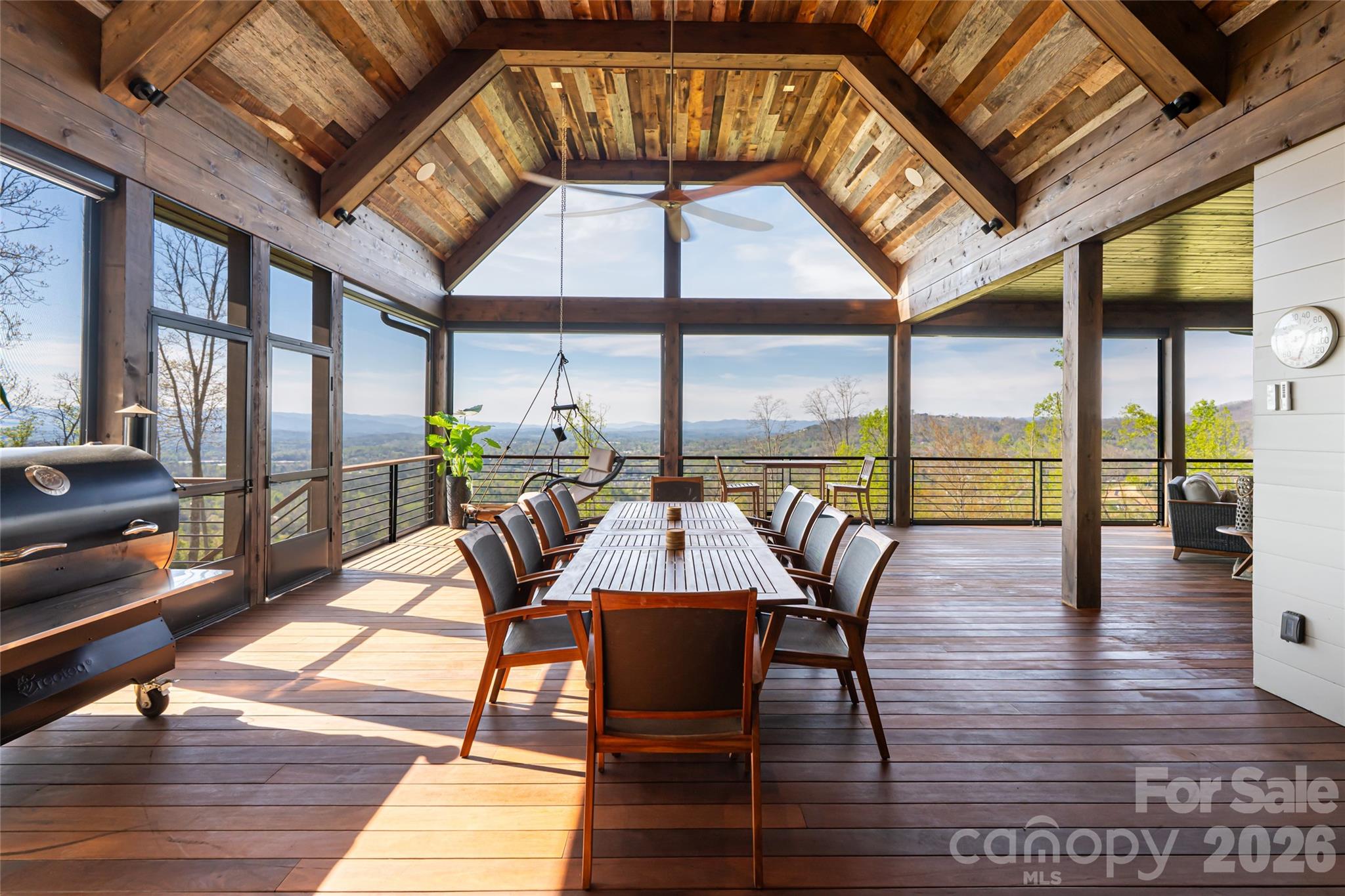 154 Bear View Road — Weaverville