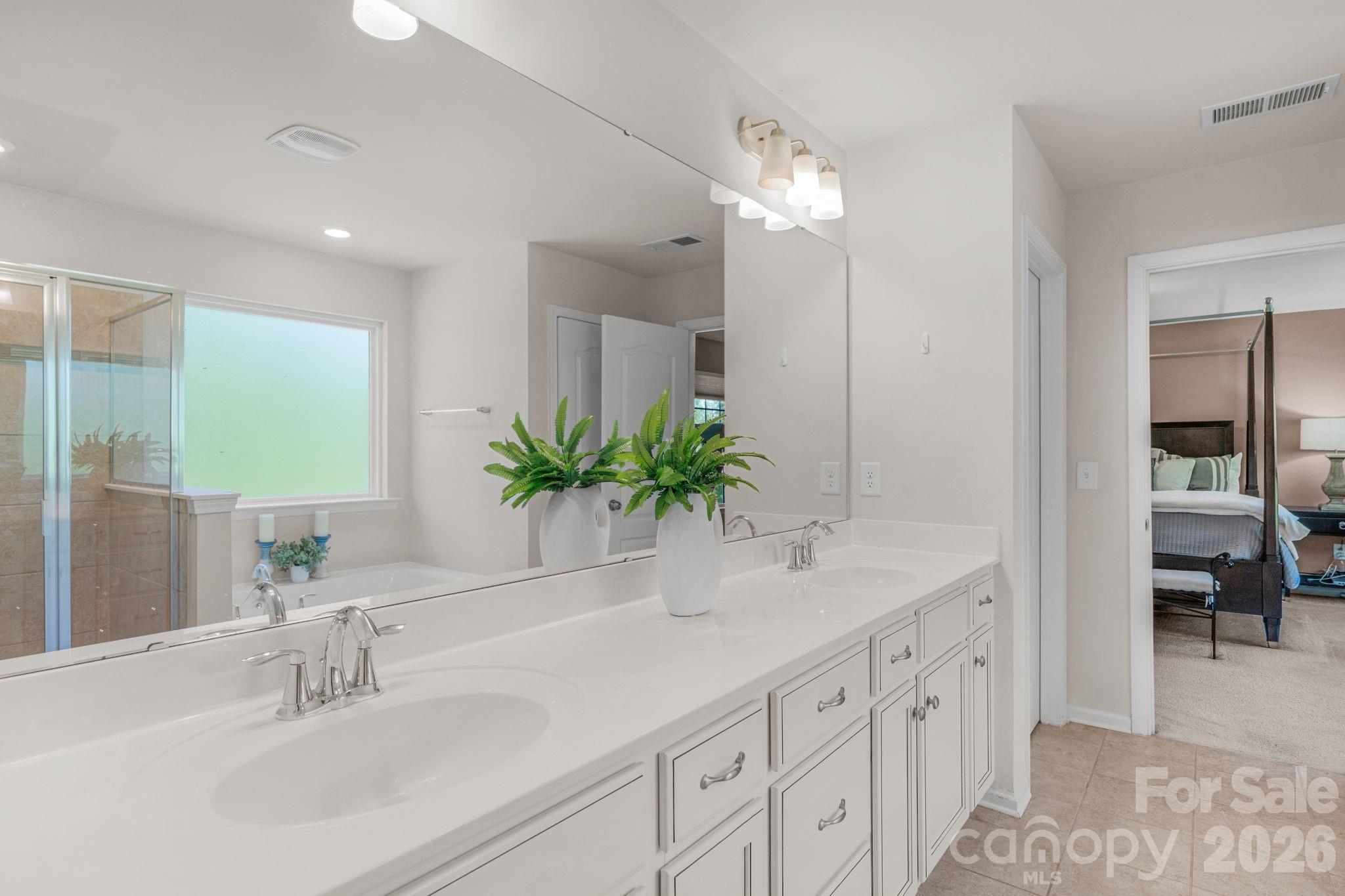 5000 Lily Pond Circle — Waxhaw