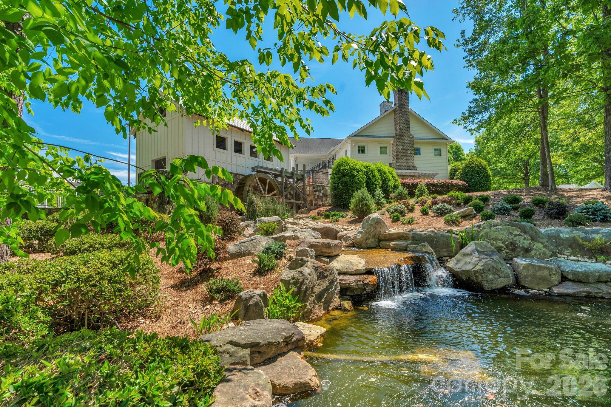 5000 Lily Pond Circle — Waxhaw