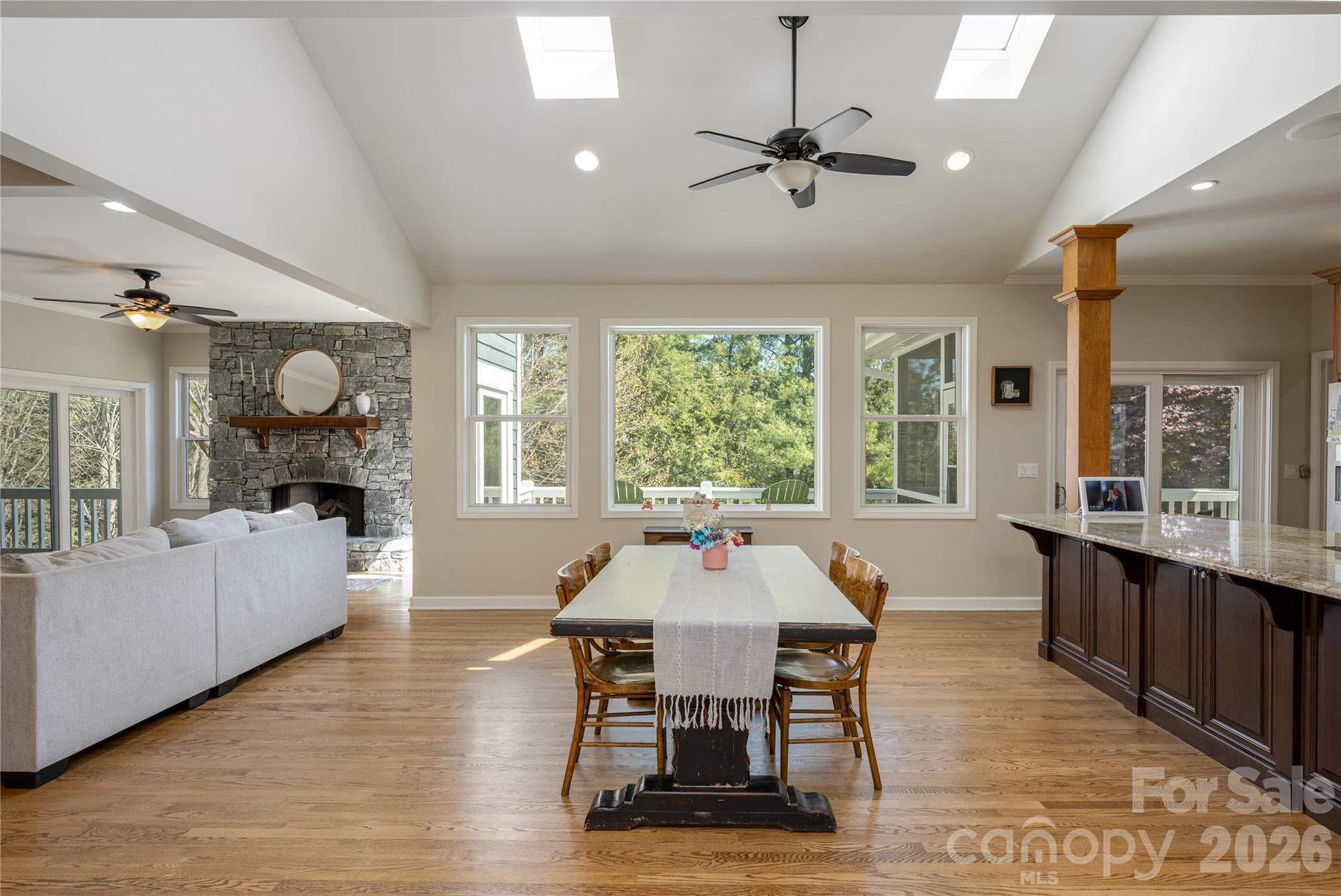 102 Brookhollow Drive — Flat Rock