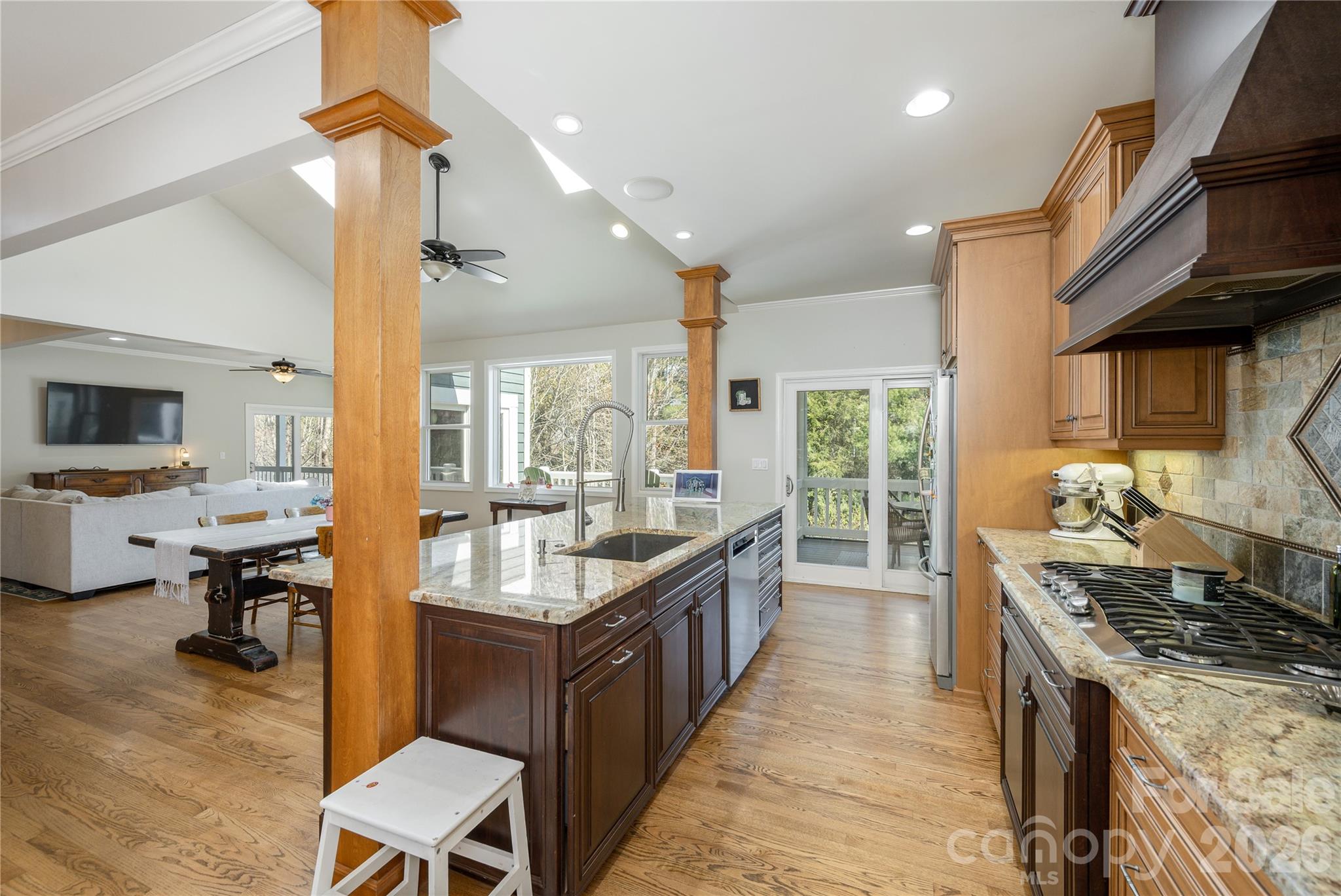 102 Brookhollow Drive — Flat Rock