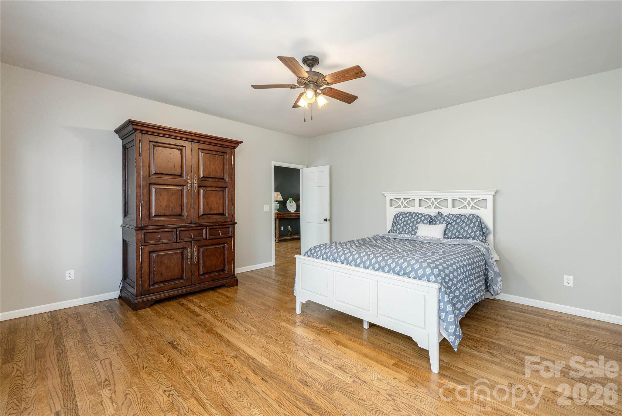 102 Brookhollow Drive — Flat Rock
