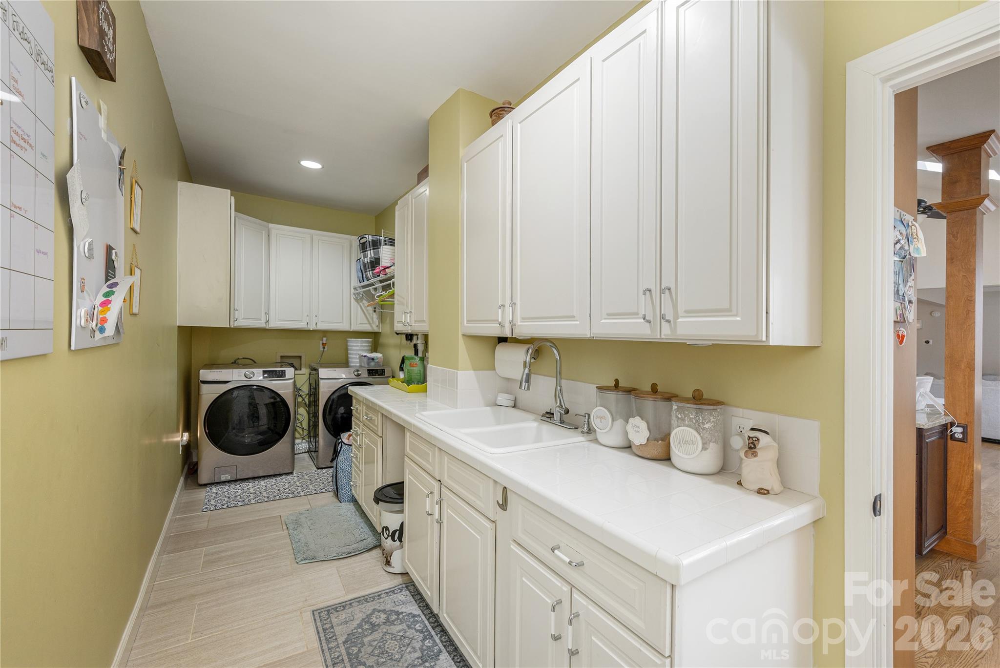 102 Brookhollow Drive — Flat Rock